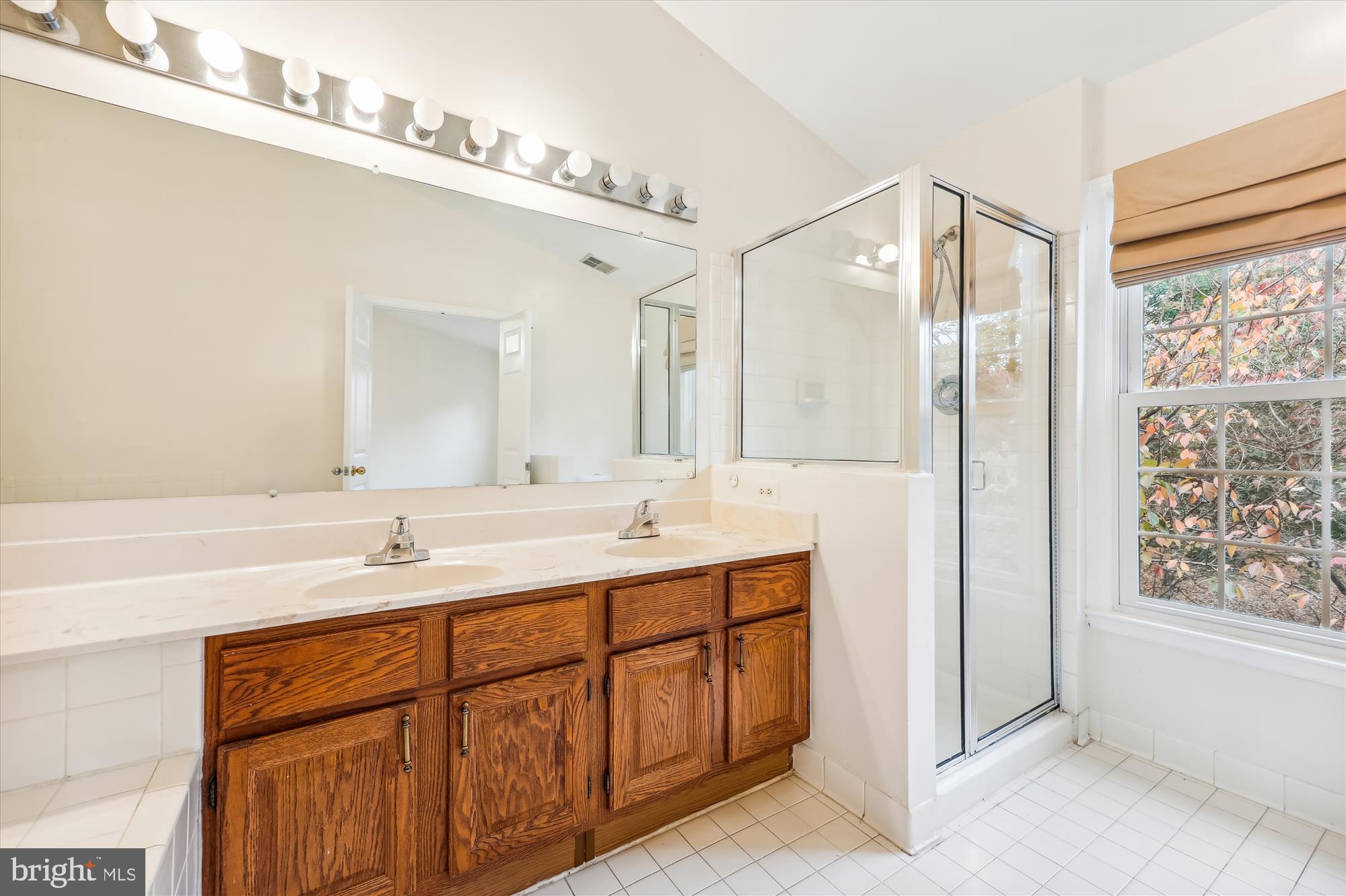 TIMBERLAWN - Residential