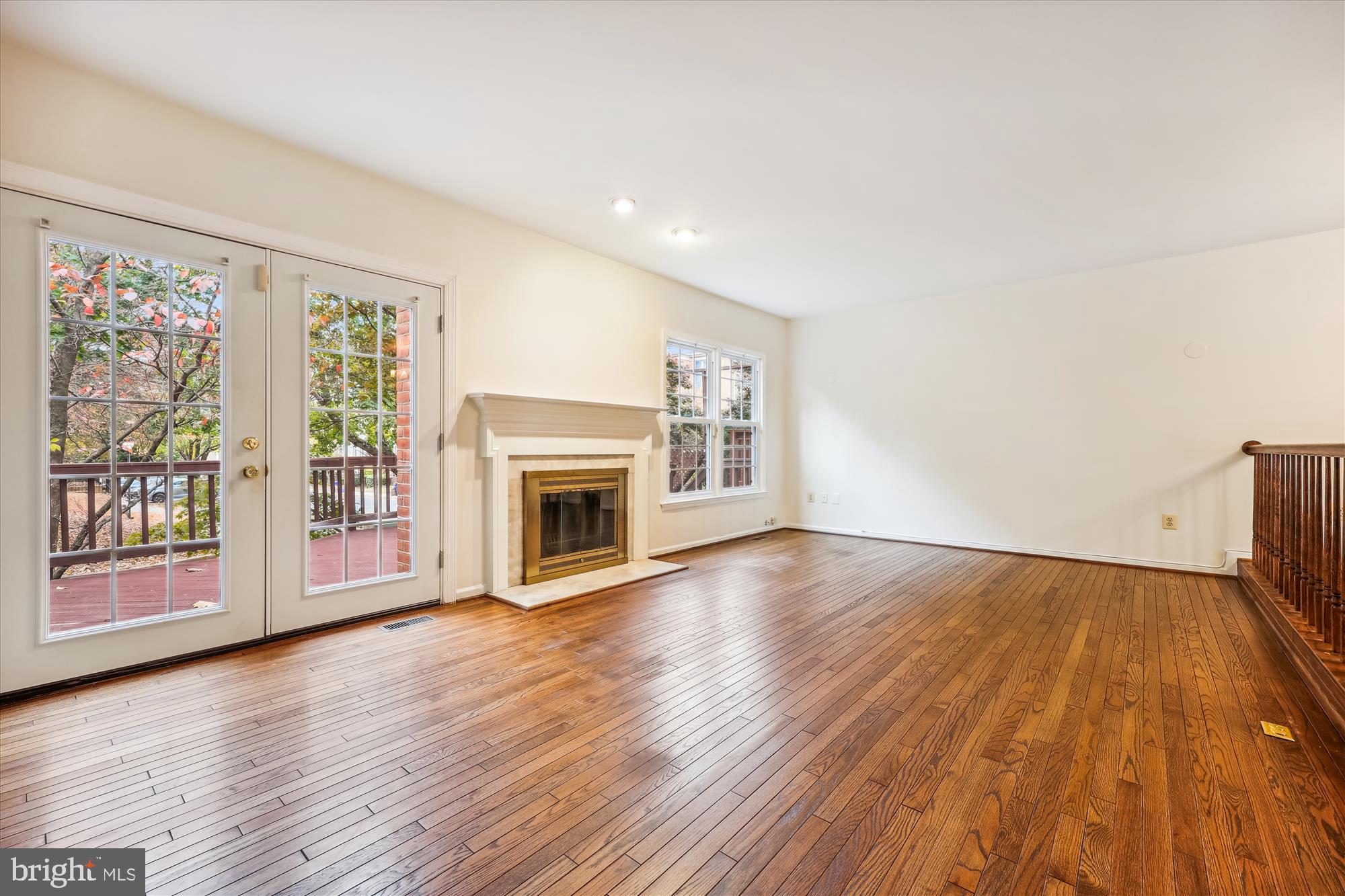 TIMBERLAWN - Residential