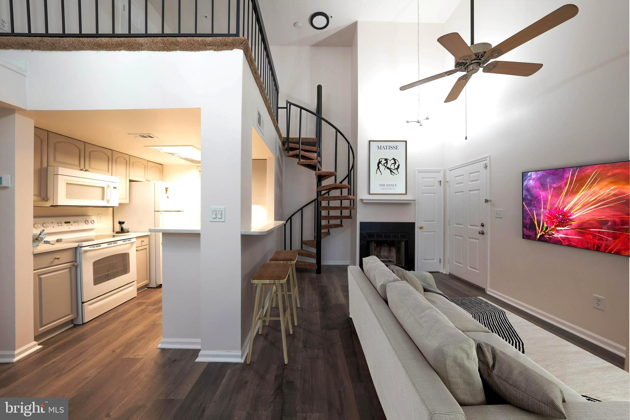 VISTAS AT LAUREL LAKES - Residential