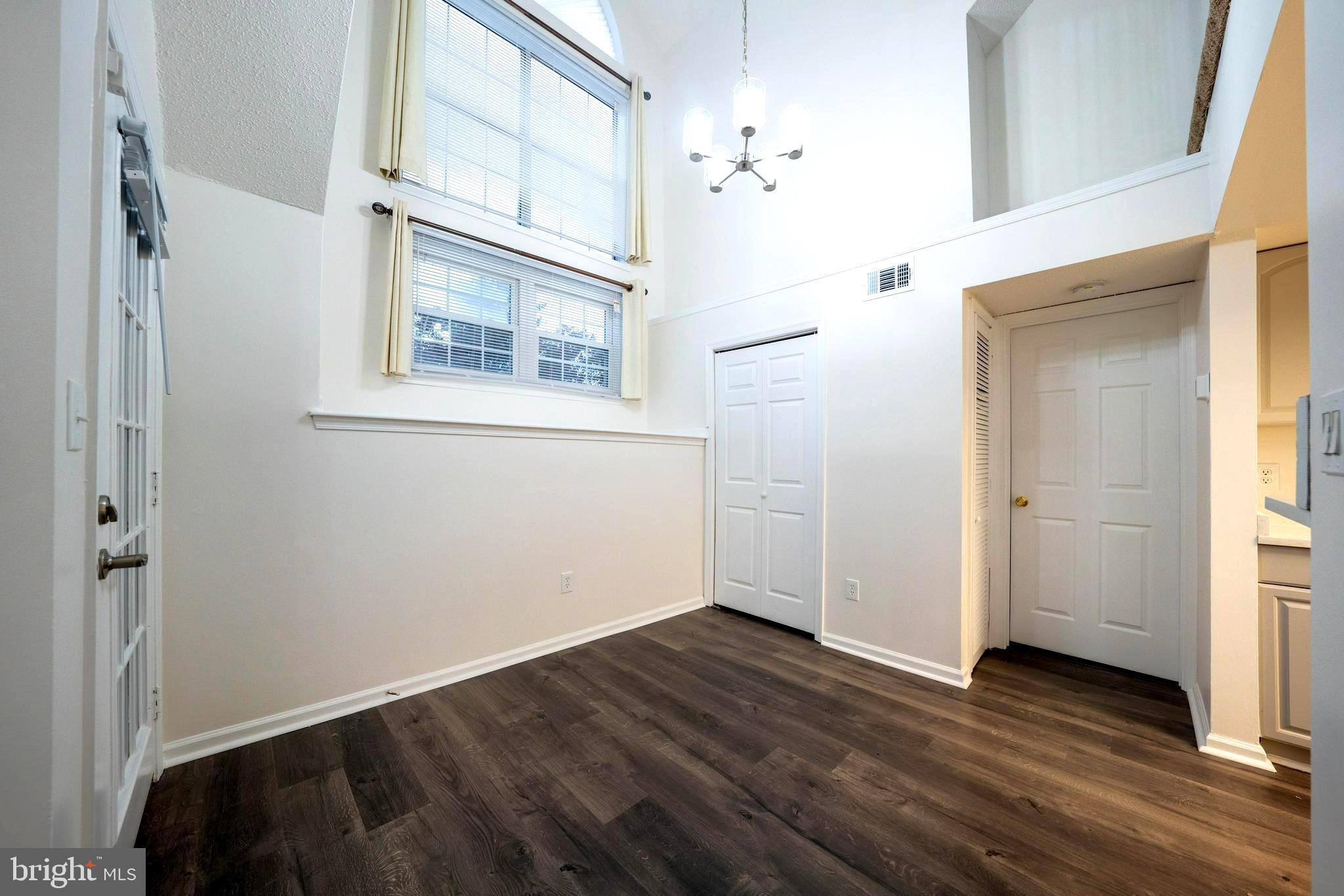 VISTAS AT LAUREL LAKES - Residential