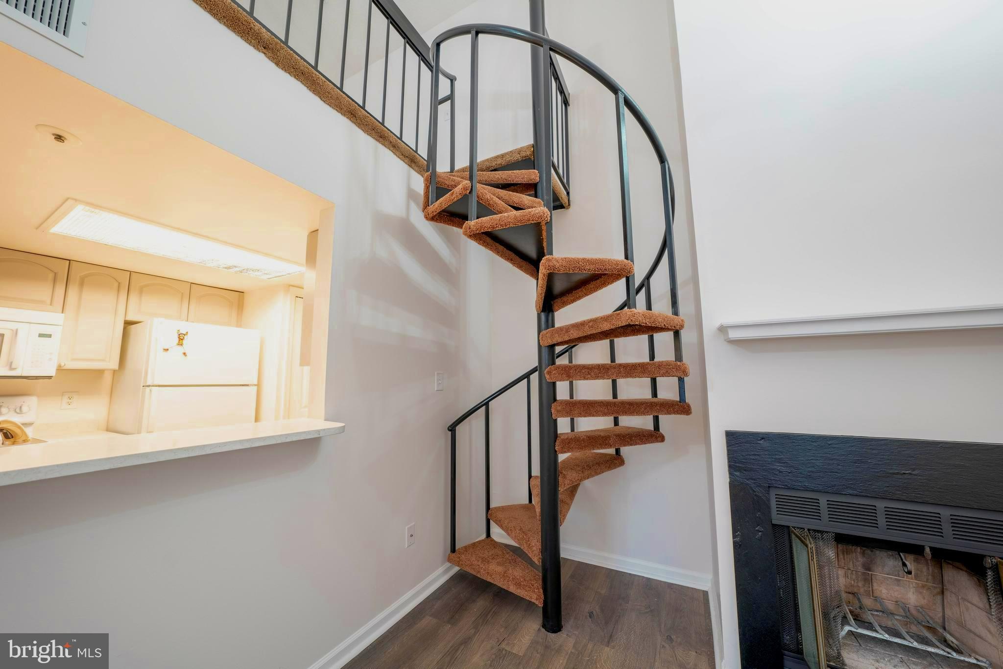 VISTAS AT LAUREL LAKES - Residential