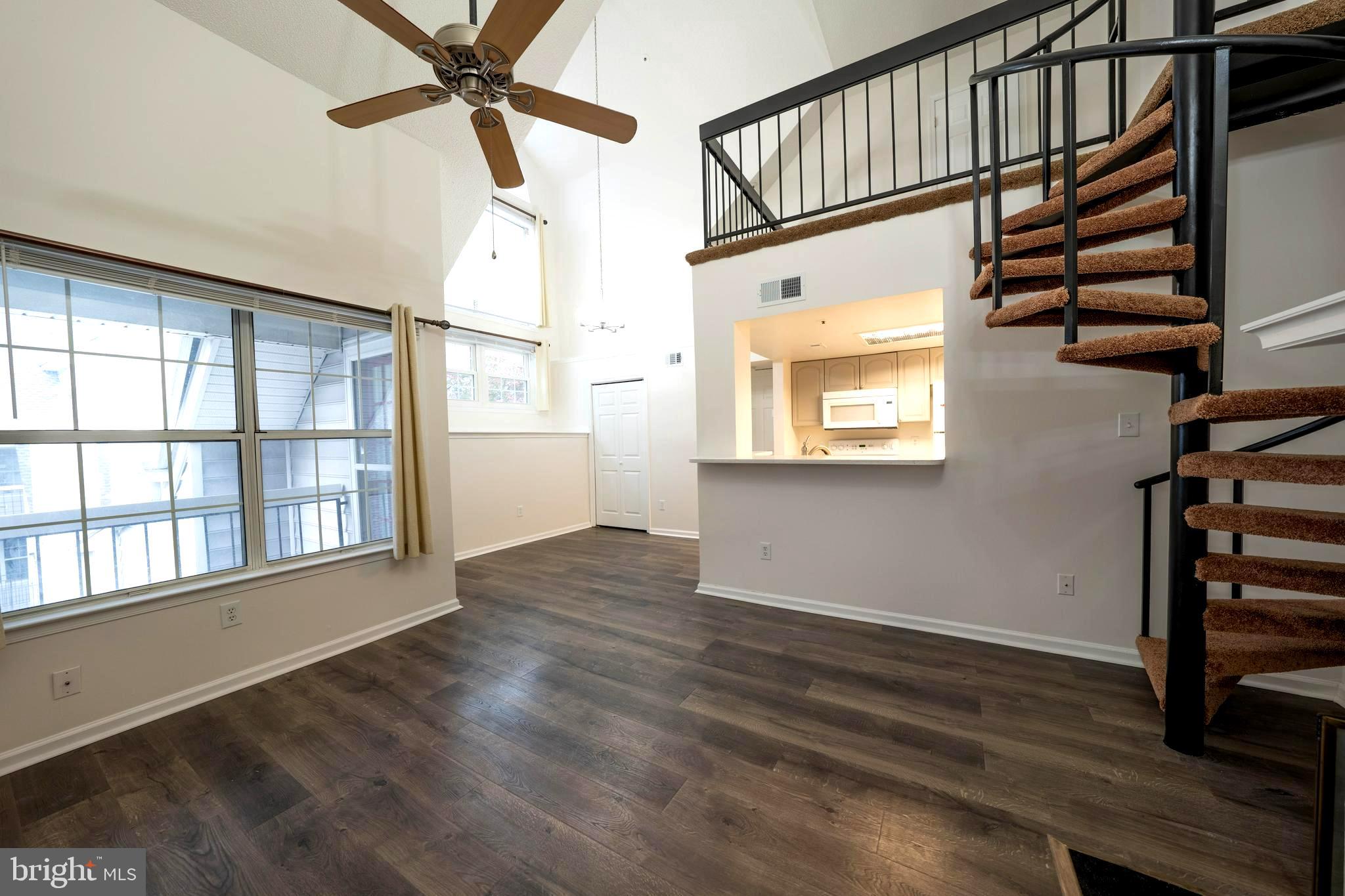 VISTAS AT LAUREL LAKES - Residential