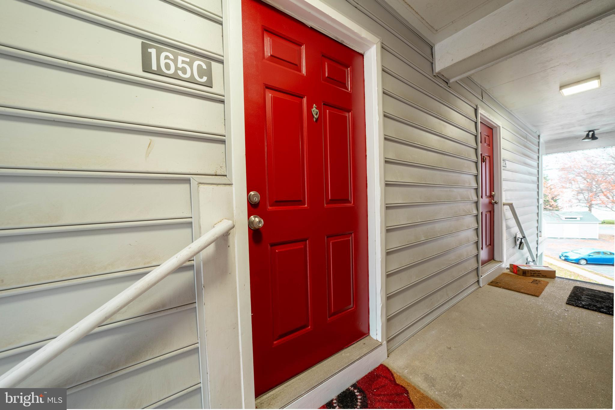 VISTAS AT LAUREL LAKES - Residential