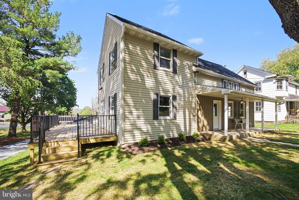 Photo of 922 N Old Road, STRASBURG, PA 17579 (MLS # PALA2086908)