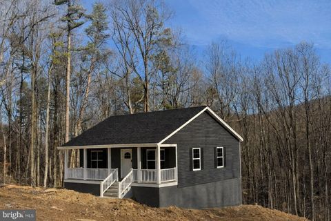 Homes For Sale - 1767 Drummer Hill Road<br/> Warren County, FRONT ROYAL, VA 22630