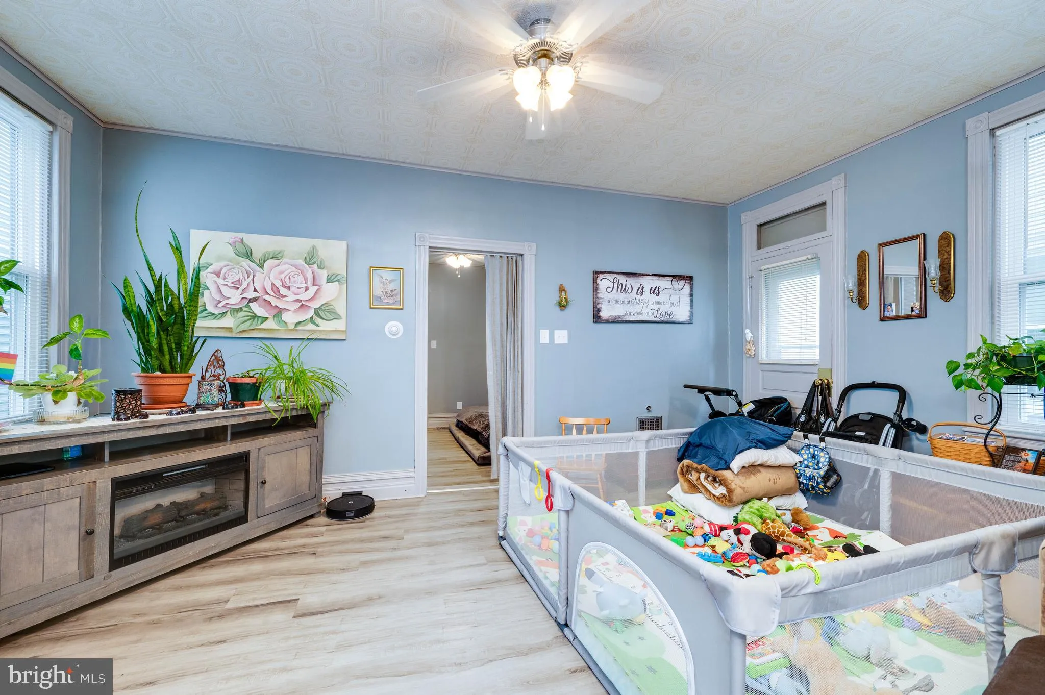 Fleetwood, Pennsylvania 19522, United States, 5 Bedrooms Bedrooms, ,2 BathroomsBathrooms,Residential,Active,163604