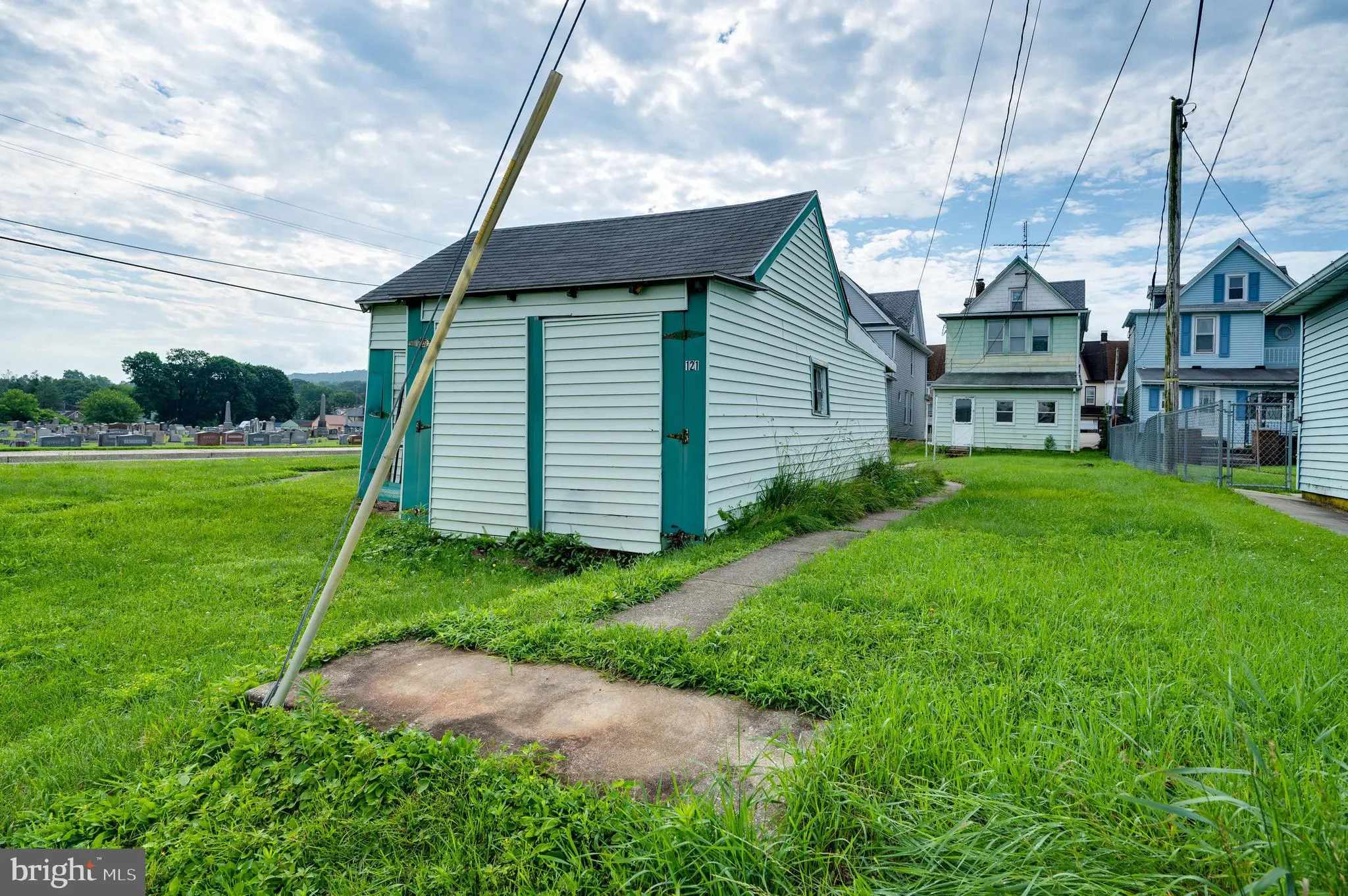 Fleetwood, Pennsylvania 19522, United States, 5 Bedrooms Bedrooms, ,2 BathroomsBathrooms,Residential,Active,163604