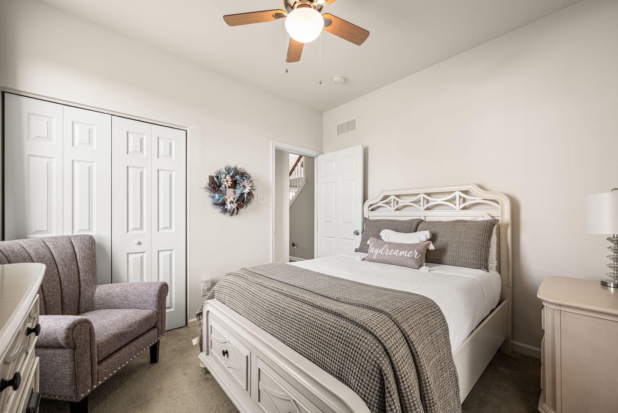 RIDGECREST - Residential