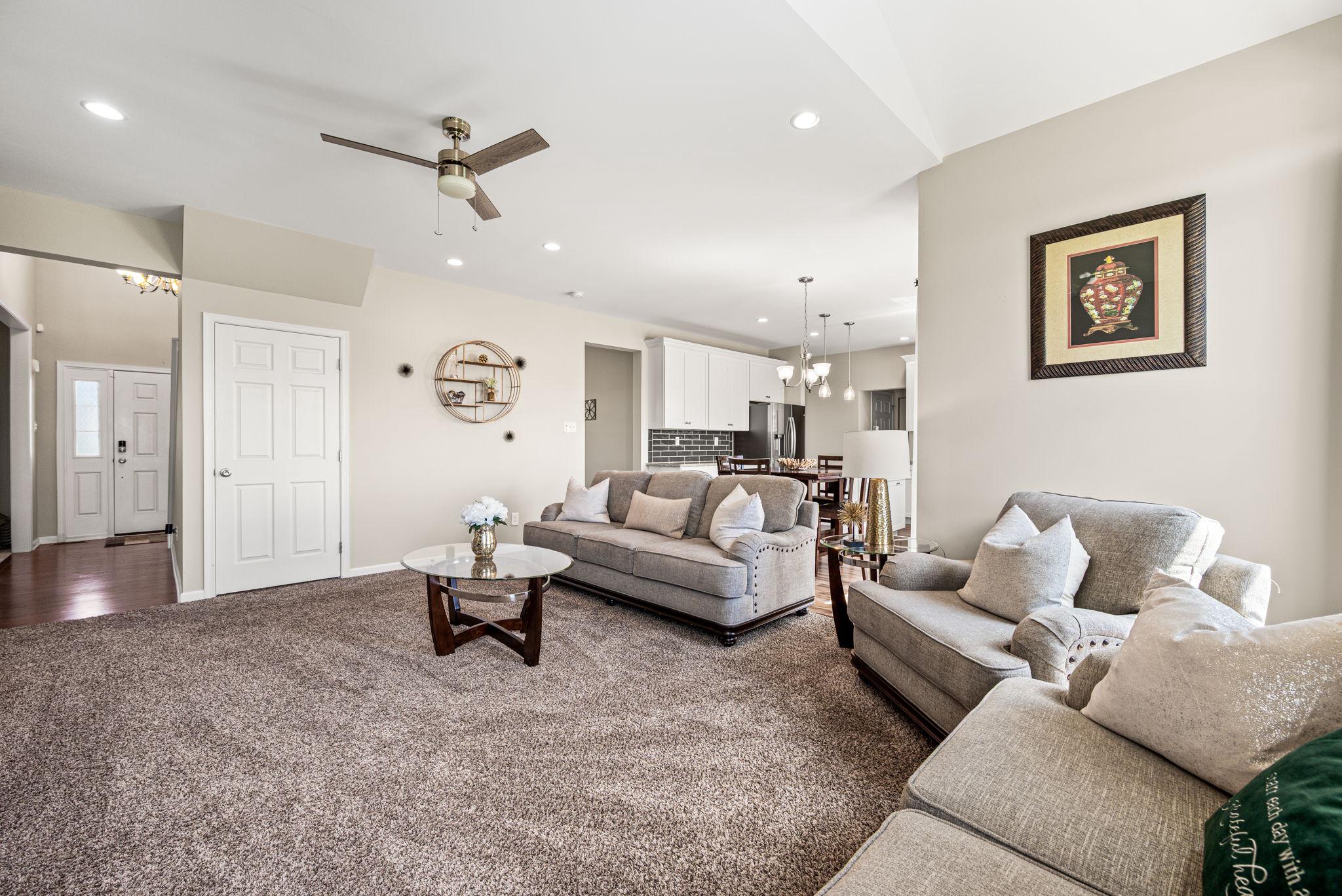 RIDGECREST - Residential