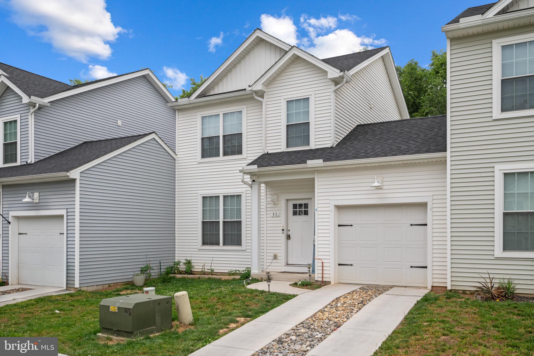 31 PARKVIEW DR