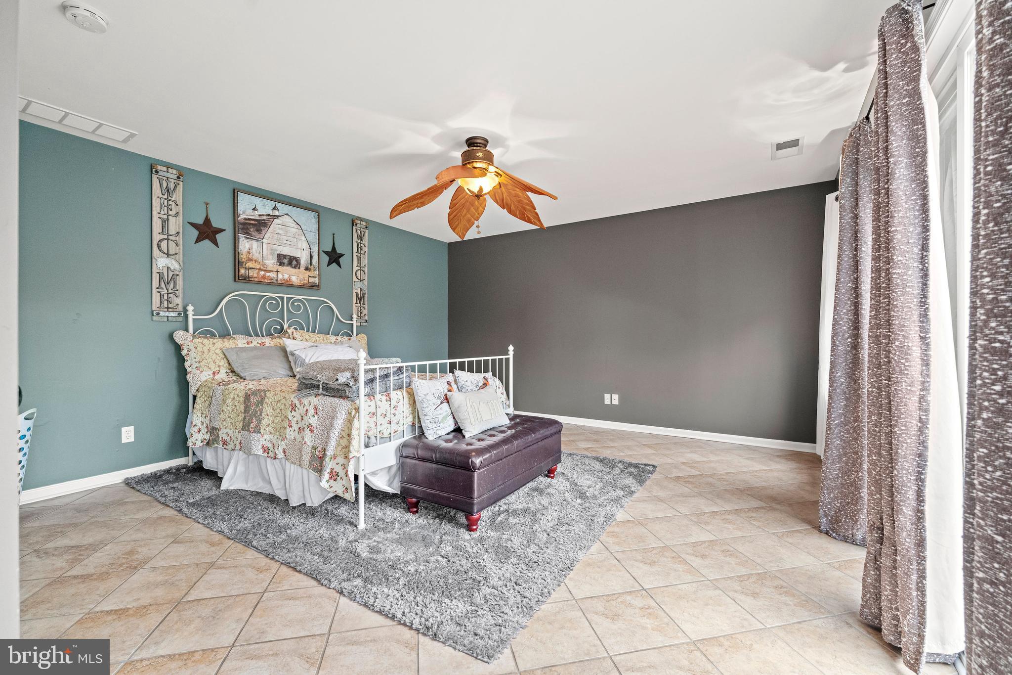 SAGAMORE RUN - Residential