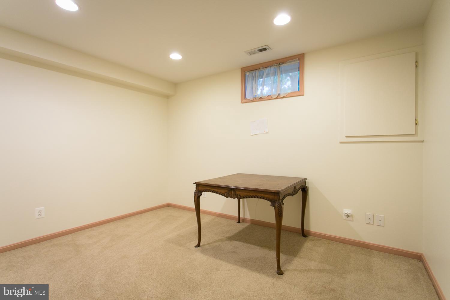 VILLAGE OF KINGS CONTRIVANCE - Residential