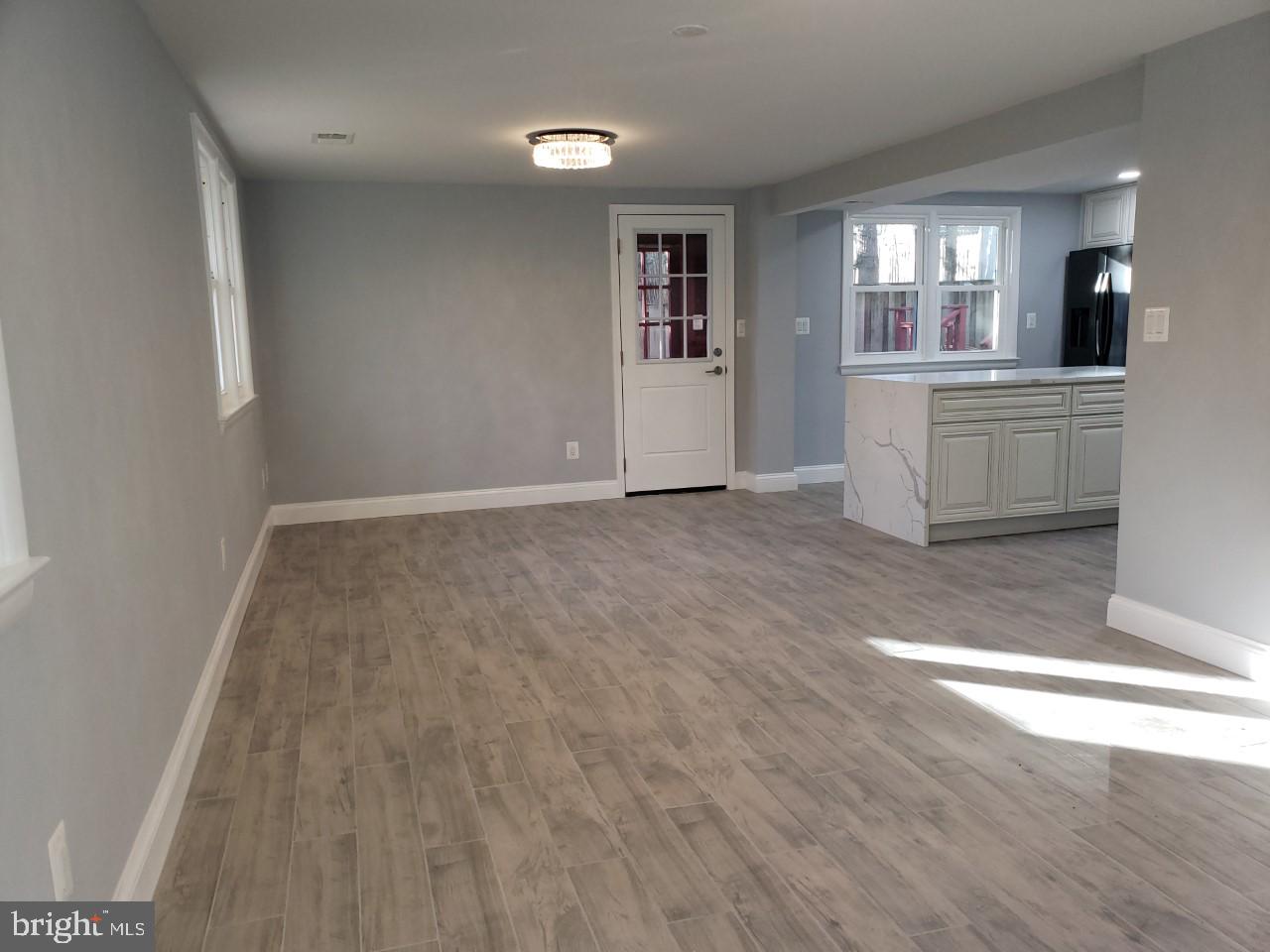 CRESTHAVEN - Residential