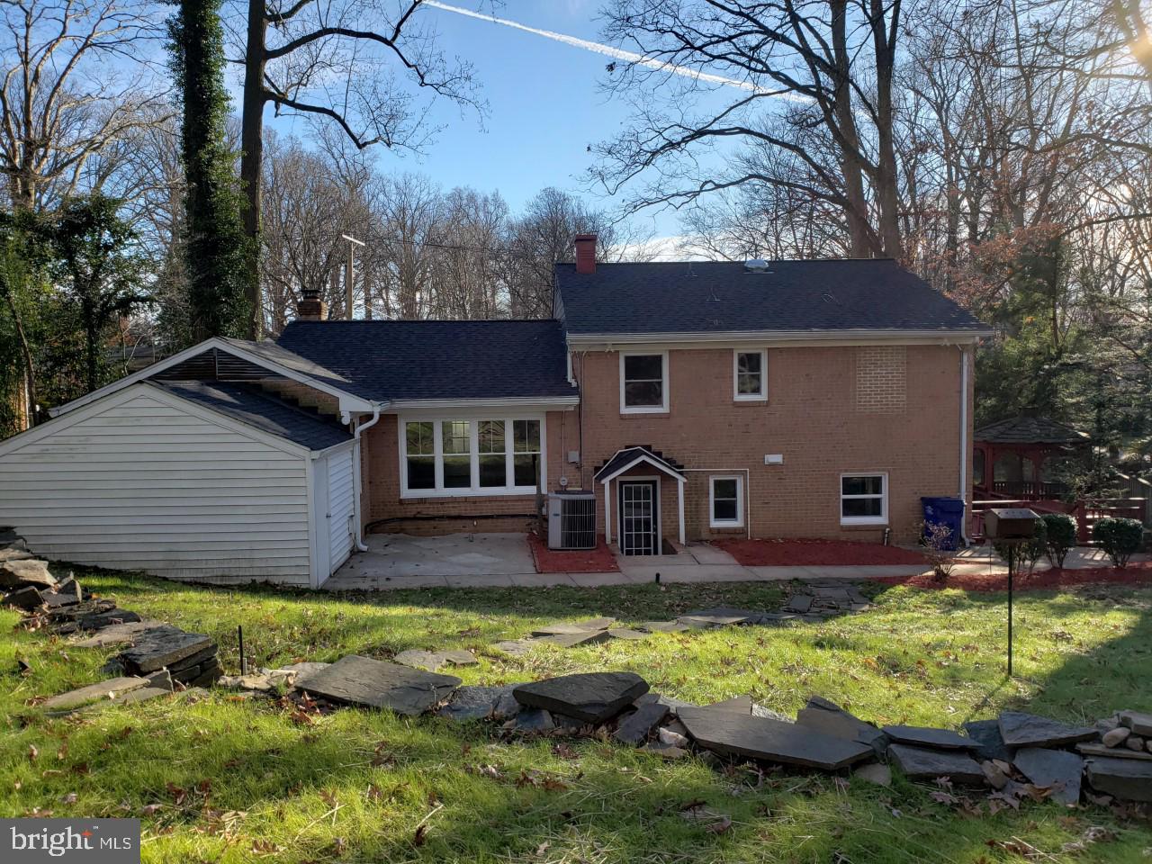 CRESTHAVEN - Residential