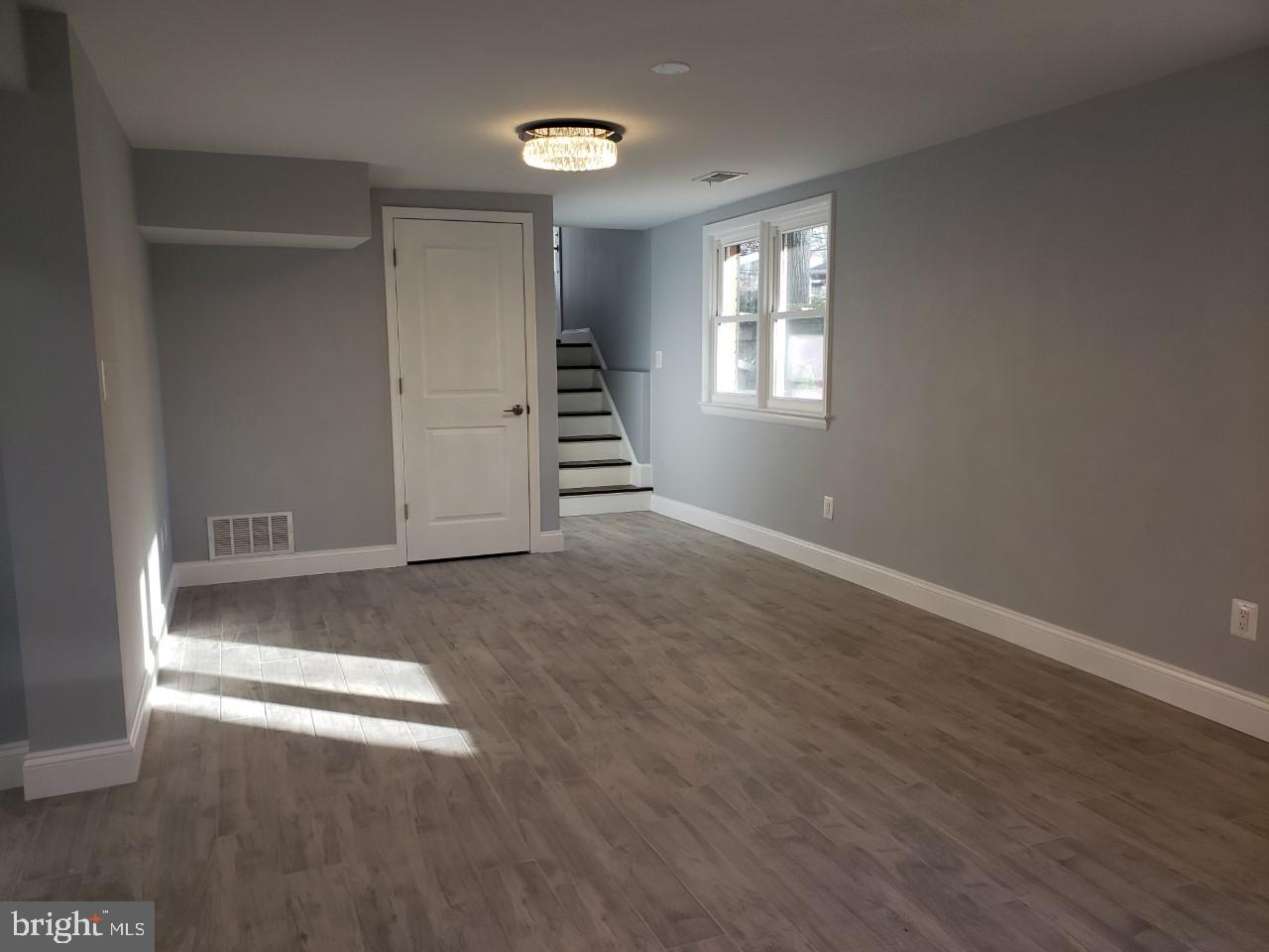 CRESTHAVEN - Residential