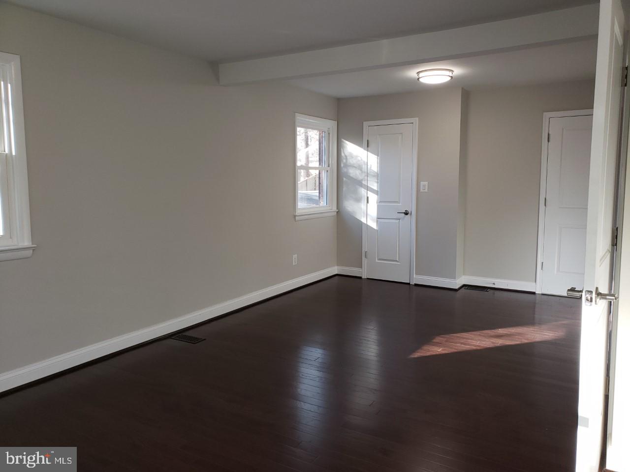 CRESTHAVEN - Residential