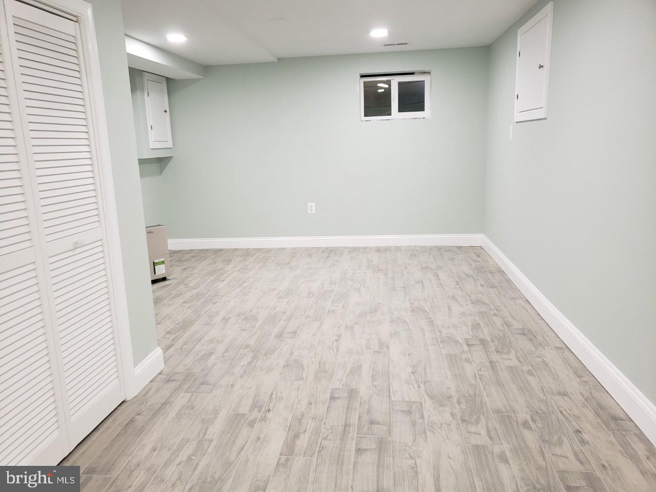 CRESTHAVEN - Residential