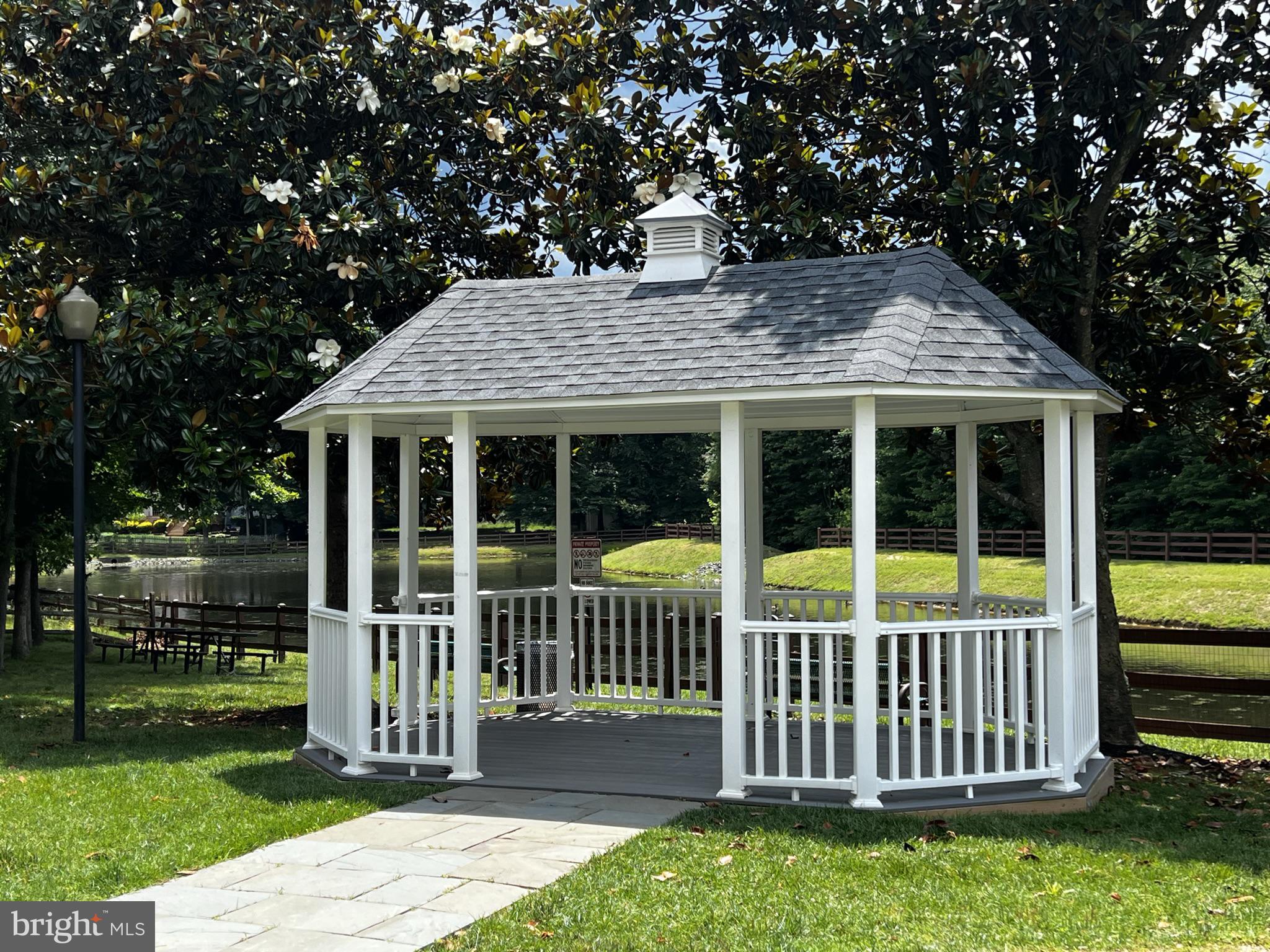 ASHFORD - Residential