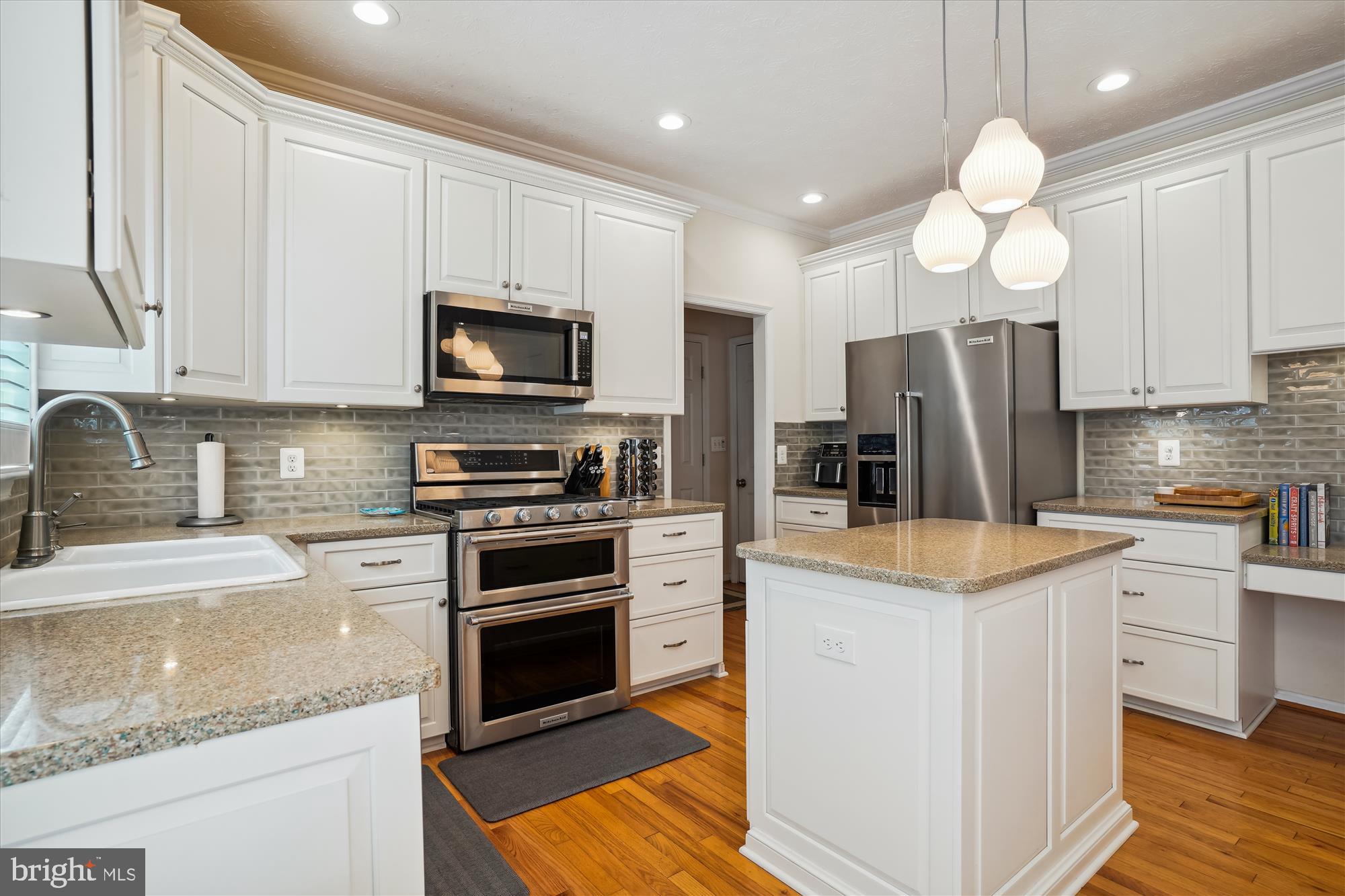 ASHFORD - Residential