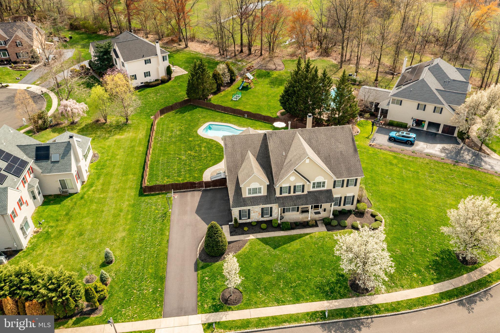 ESTS AT WINDLESTRA - Residential