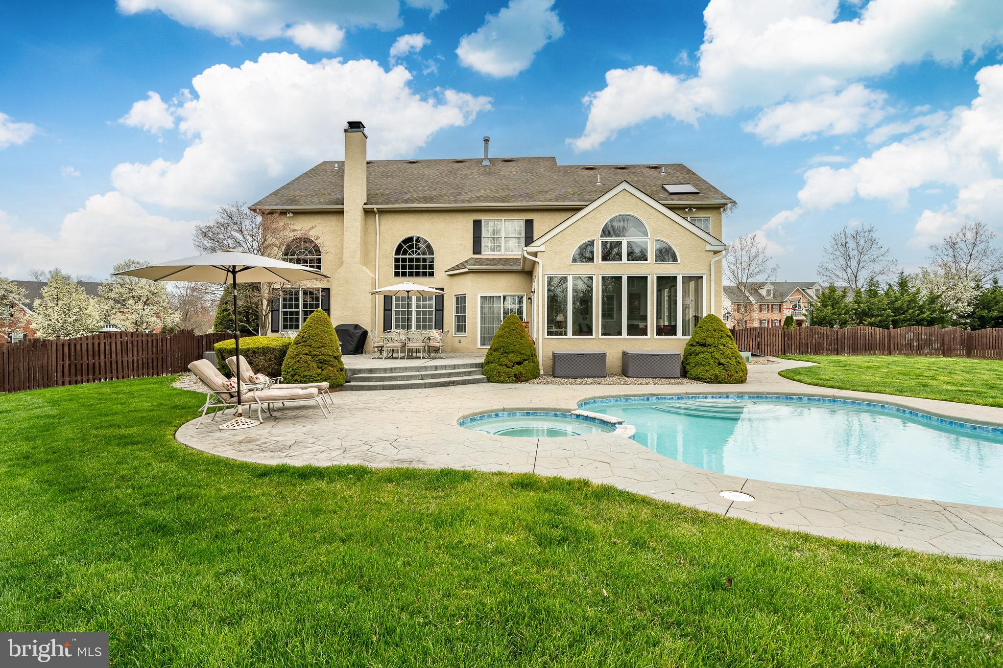 ESTS AT WINDLESTRA - Residential