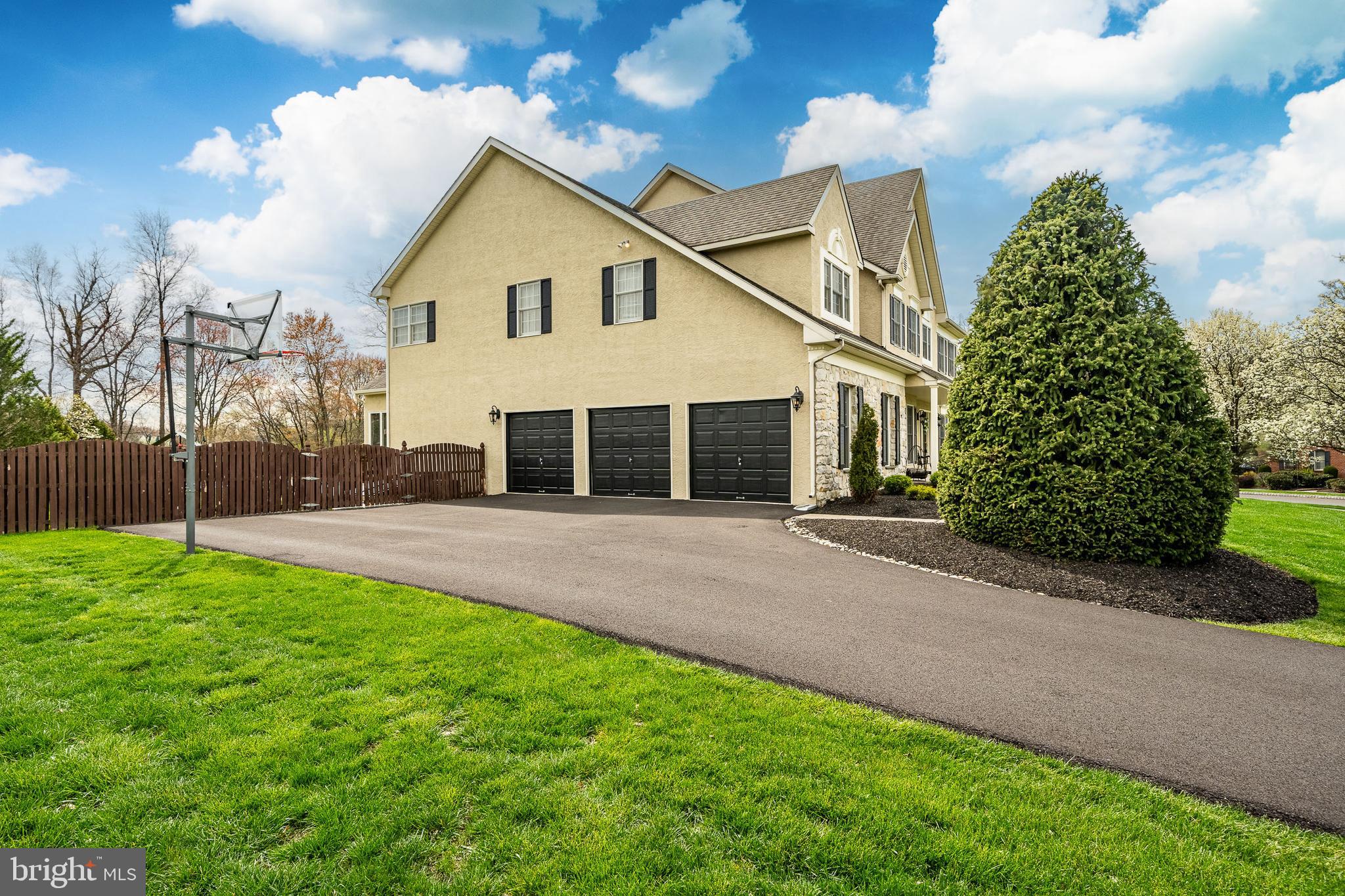 ESTS AT WINDLESTRA - Residential