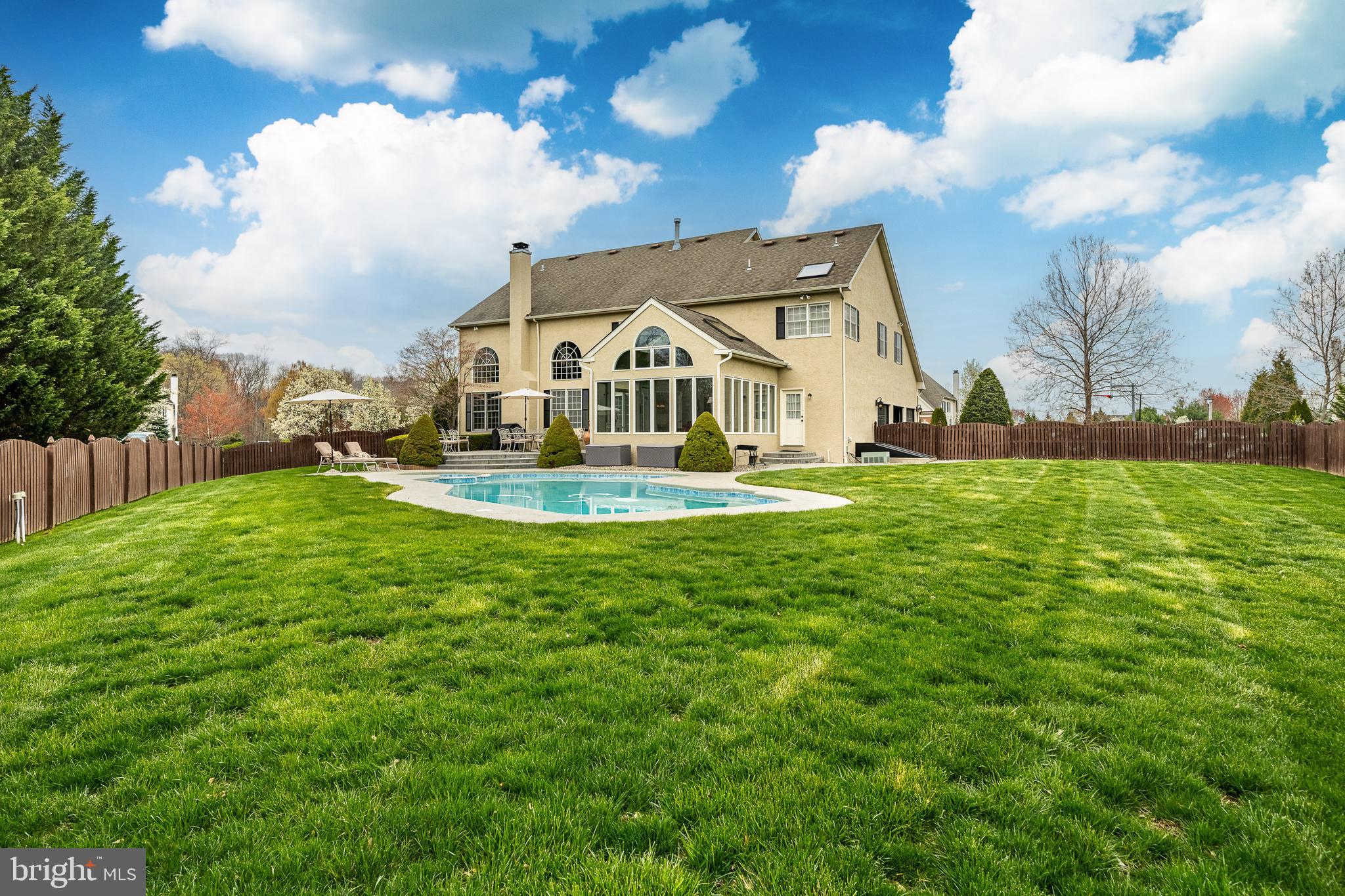 ESTS AT WINDLESTRA - Residential