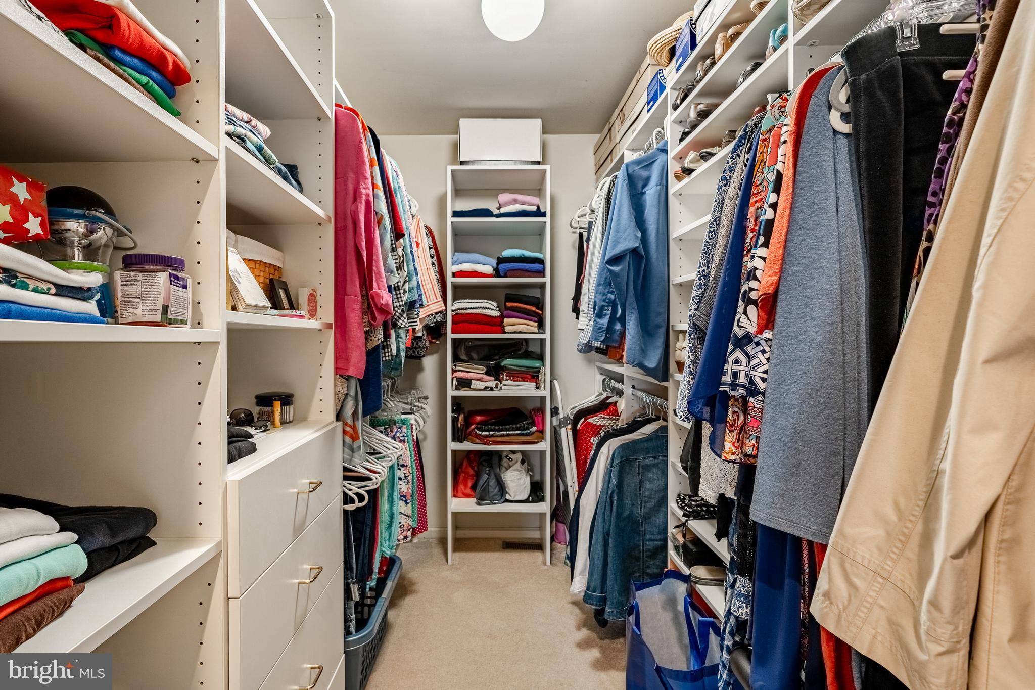 ESTS AT WINDLESTRA - Residential