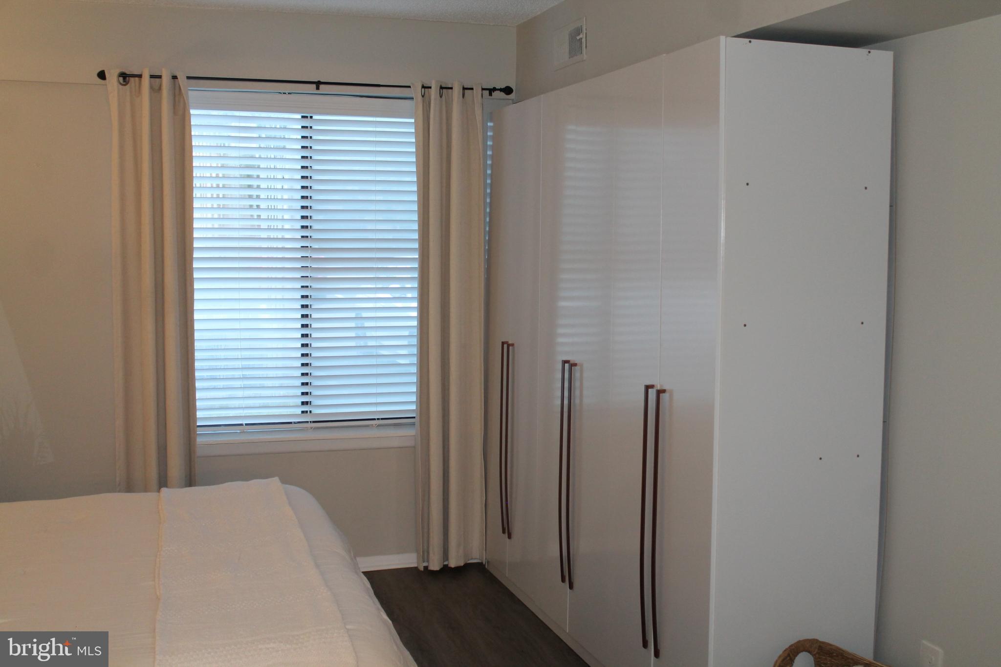 HILLTOP - Residential