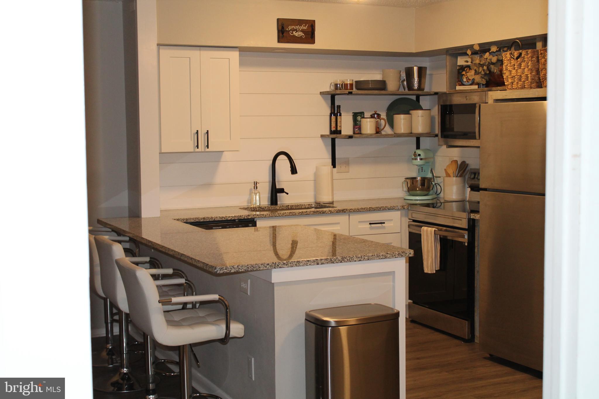 HILLTOP - Residential