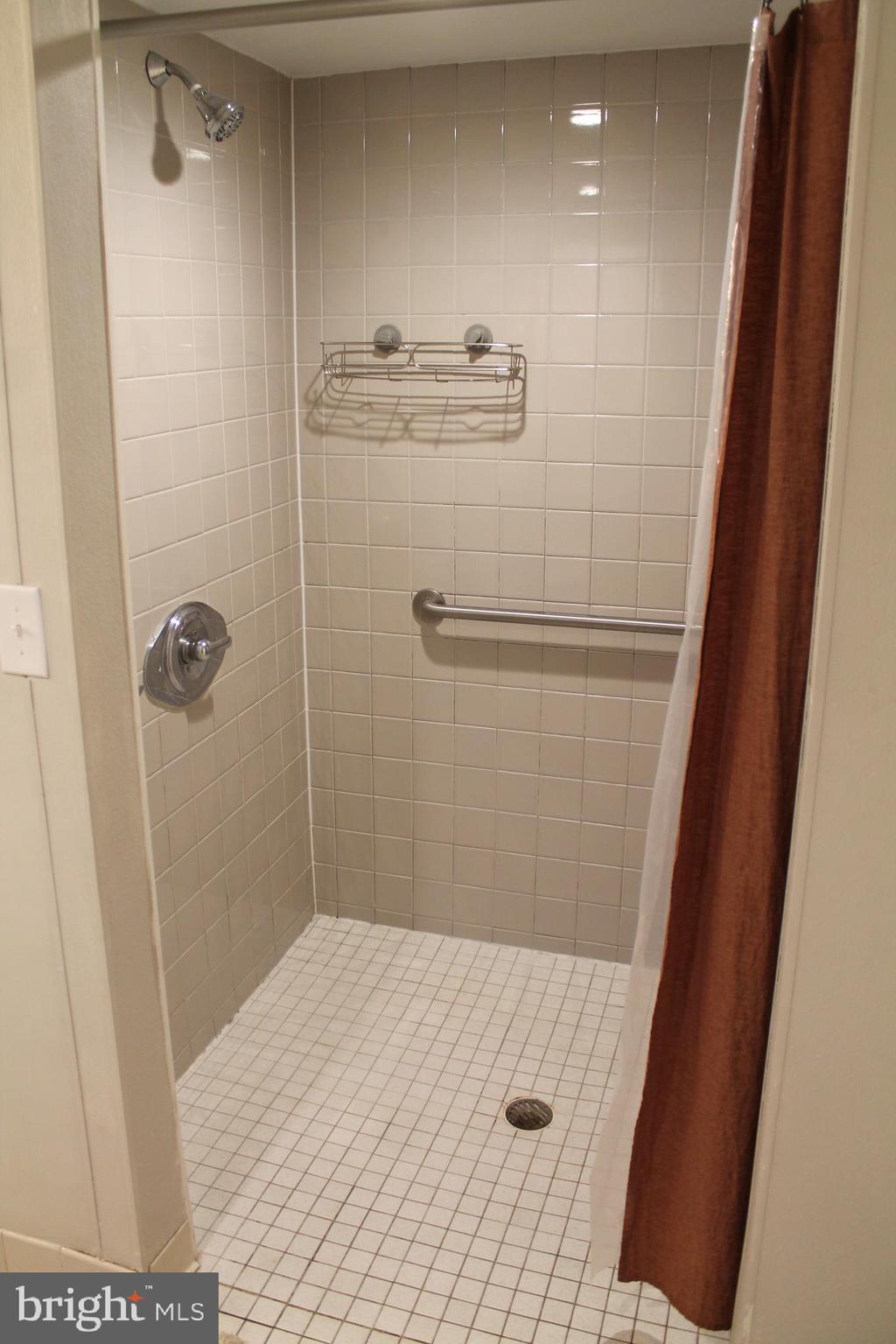 HILLTOP - Residential