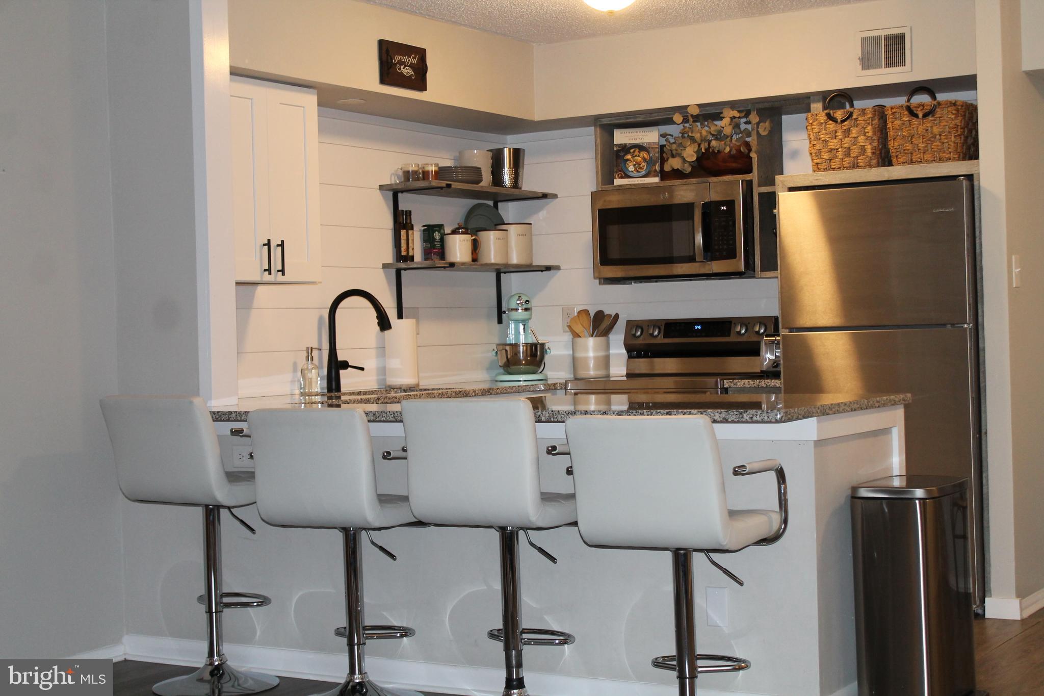 HILLTOP - Residential