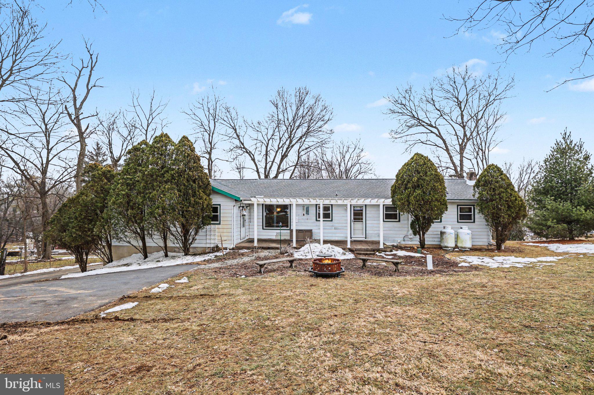 23 E WILLOW TERRACE DRIVE