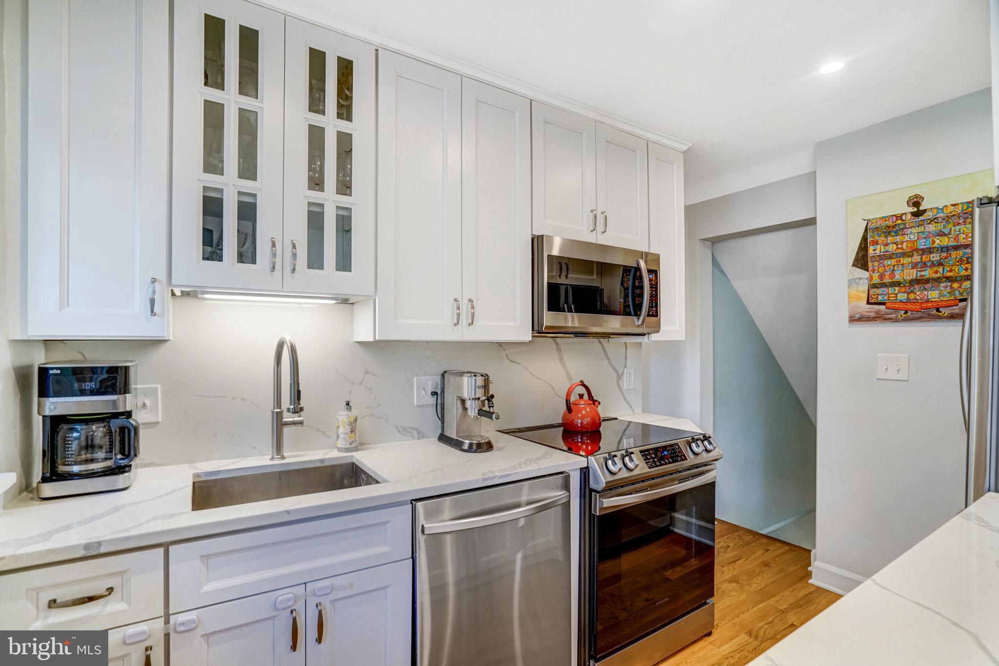 FAIRLINGTON MEWS - Residential Lease