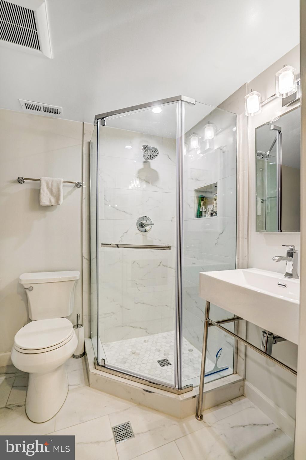 FAIRLINGTON MEWS - Residential Lease