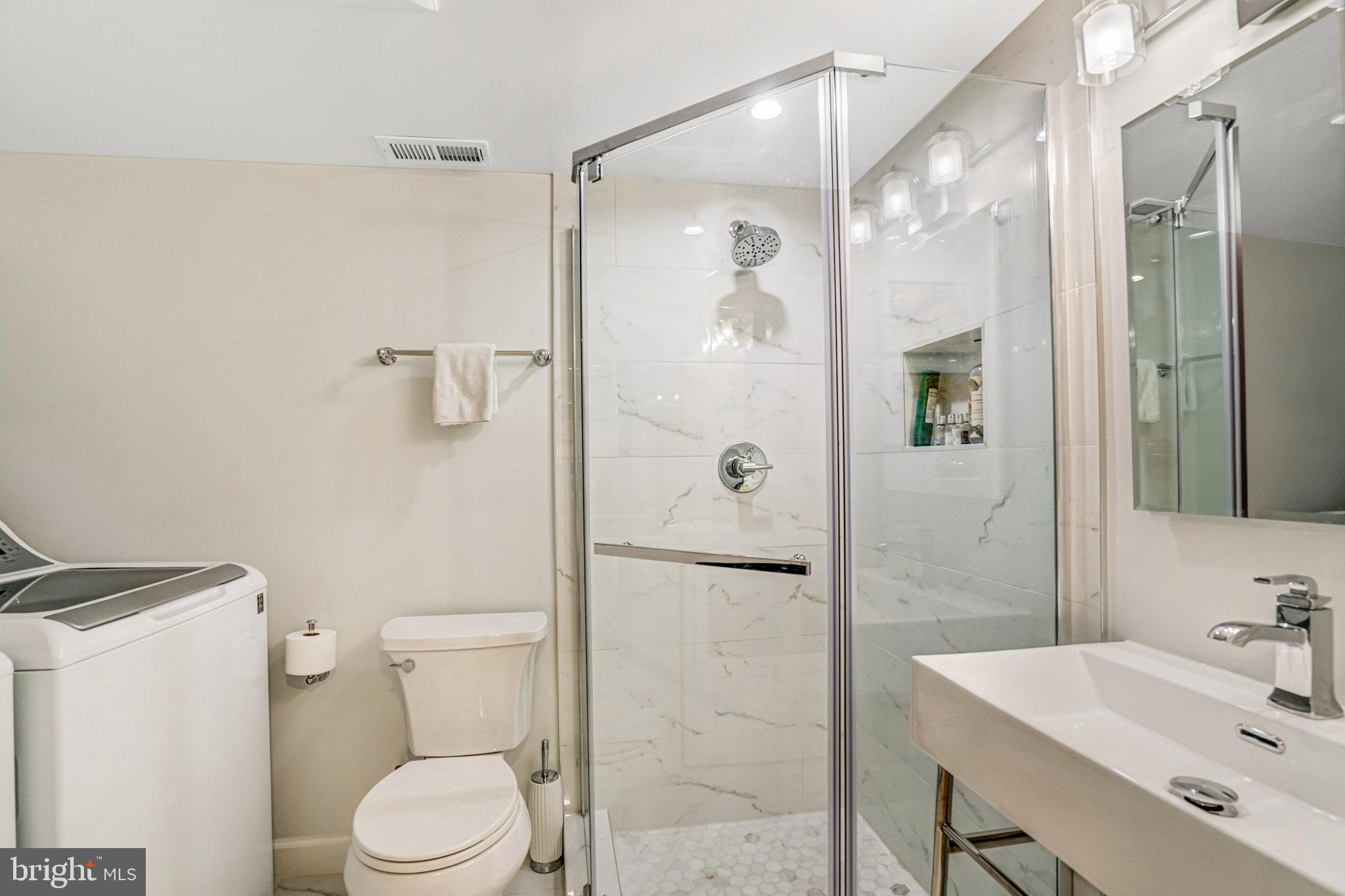 FAIRLINGTON MEWS - Residential Lease