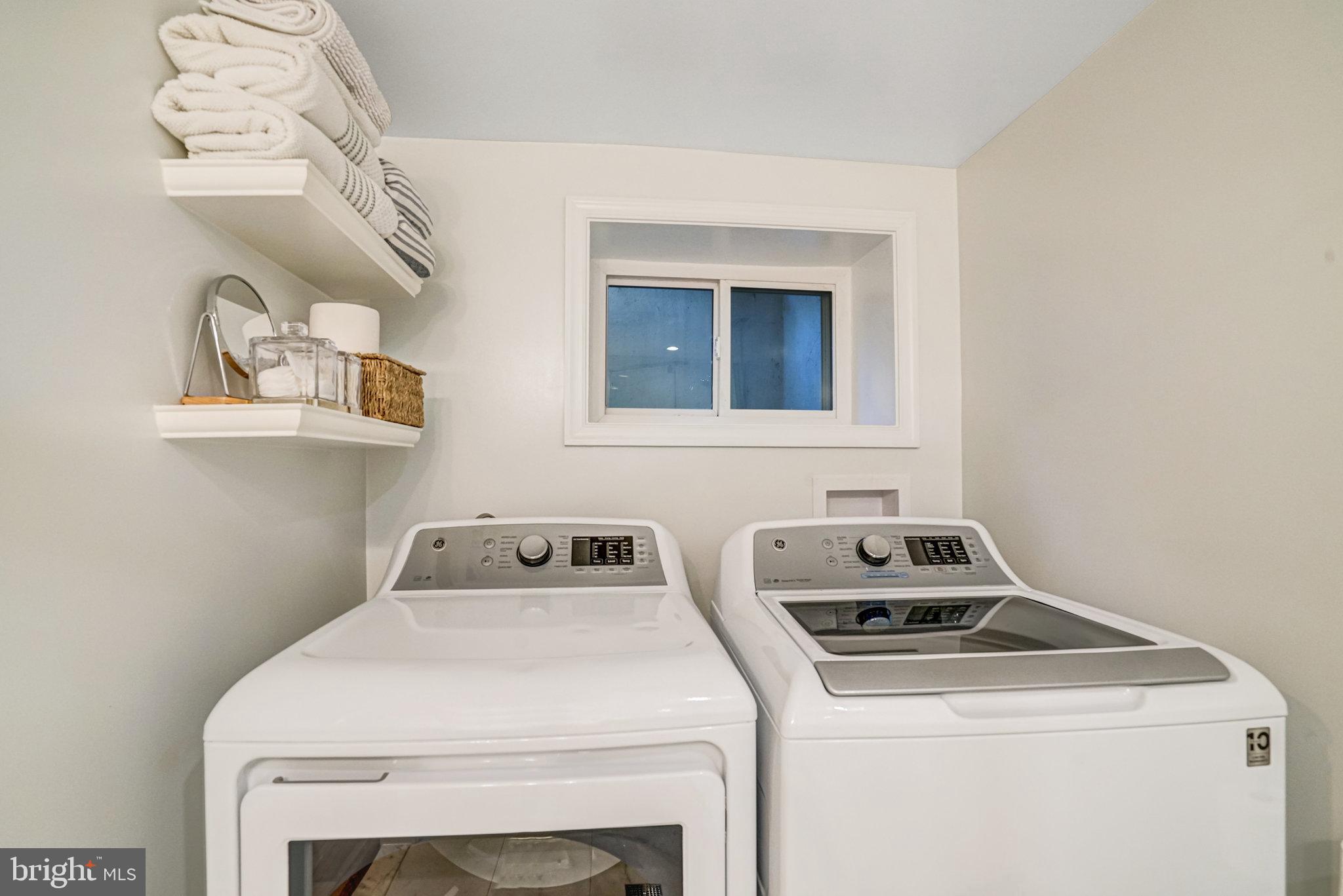 FAIRLINGTON MEWS - Residential Lease