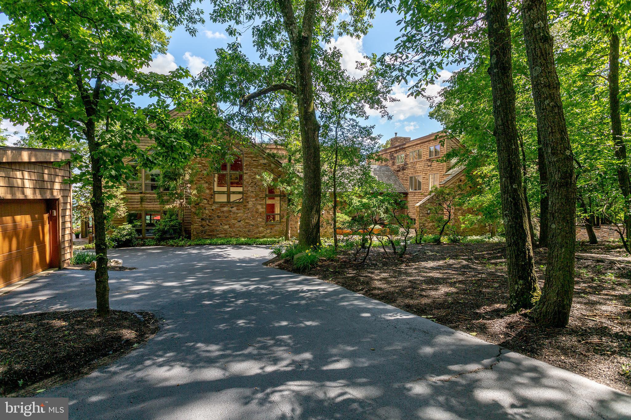 VALLEY FORGE MTN - Residential