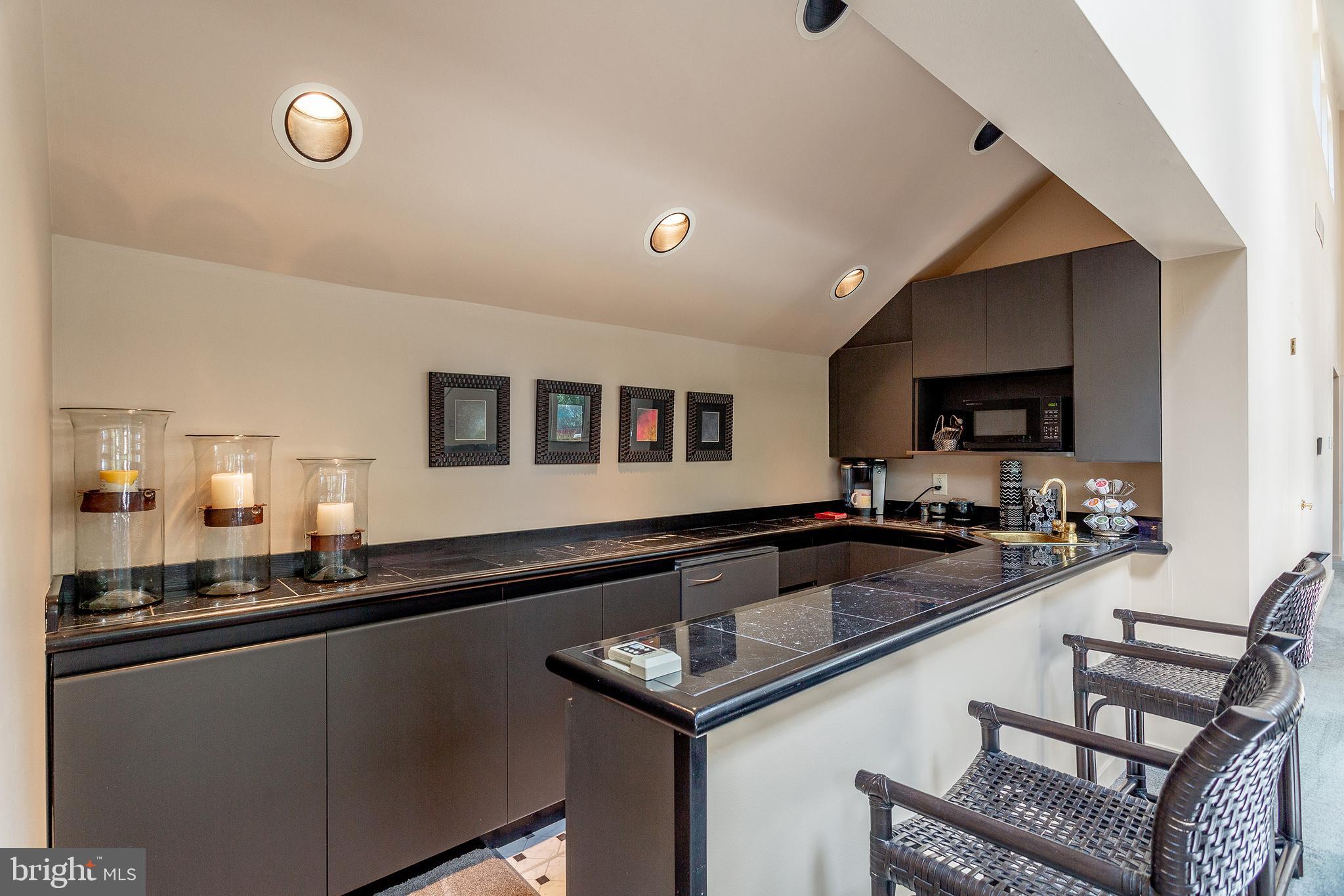 VALLEY FORGE MTN - Residential
