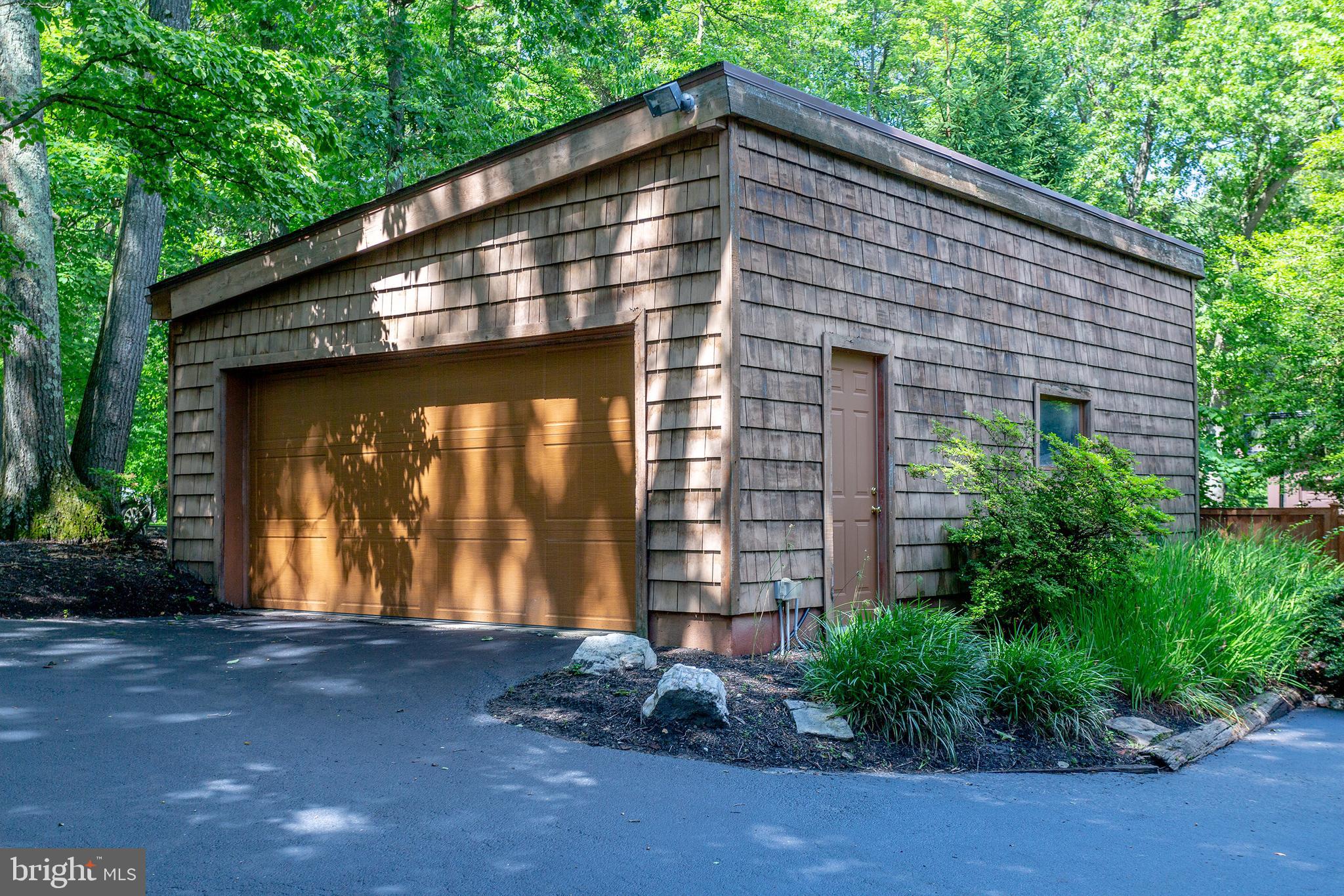 VALLEY FORGE MTN - Residential
