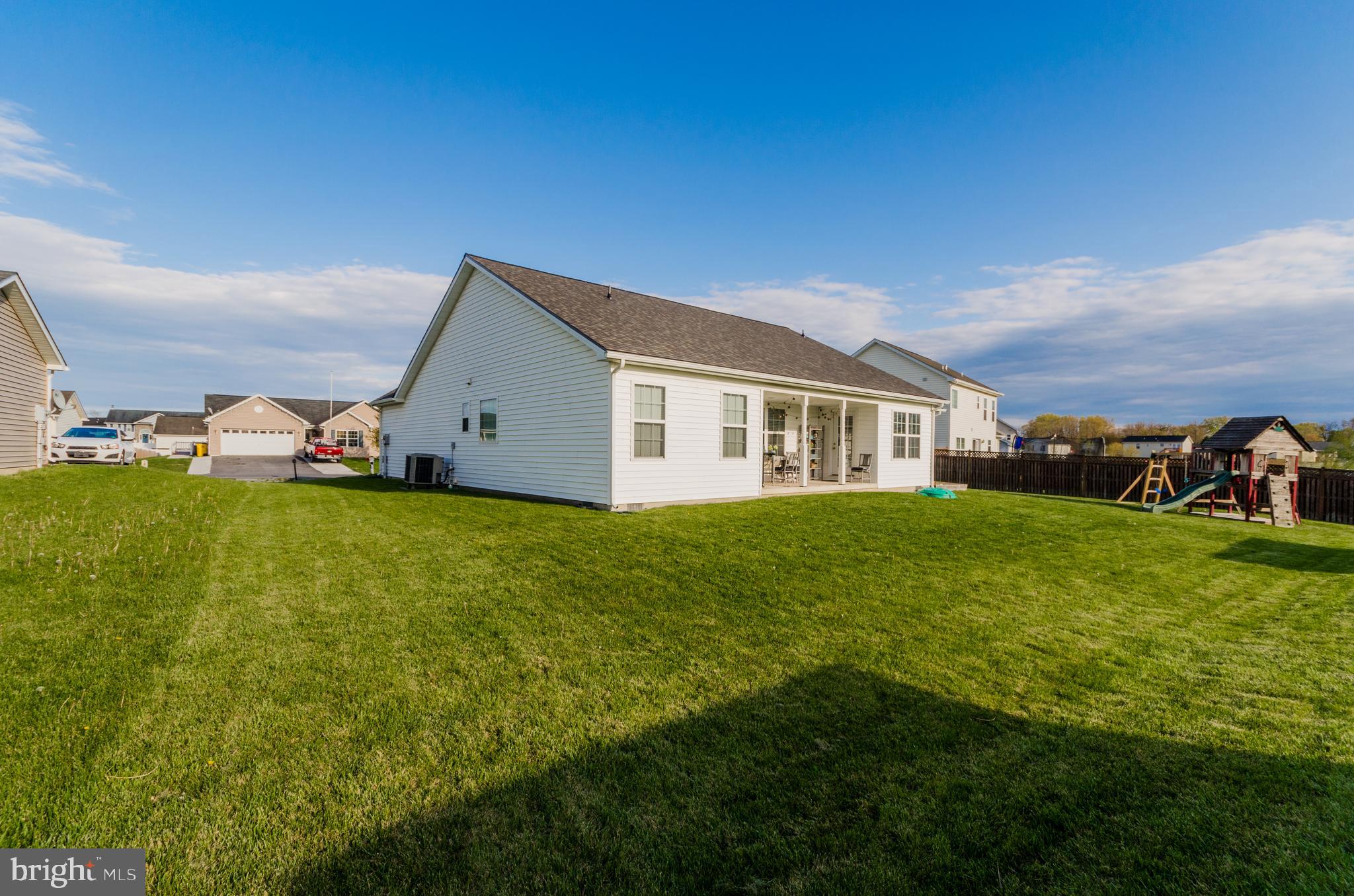 SPRING HILL - Residential