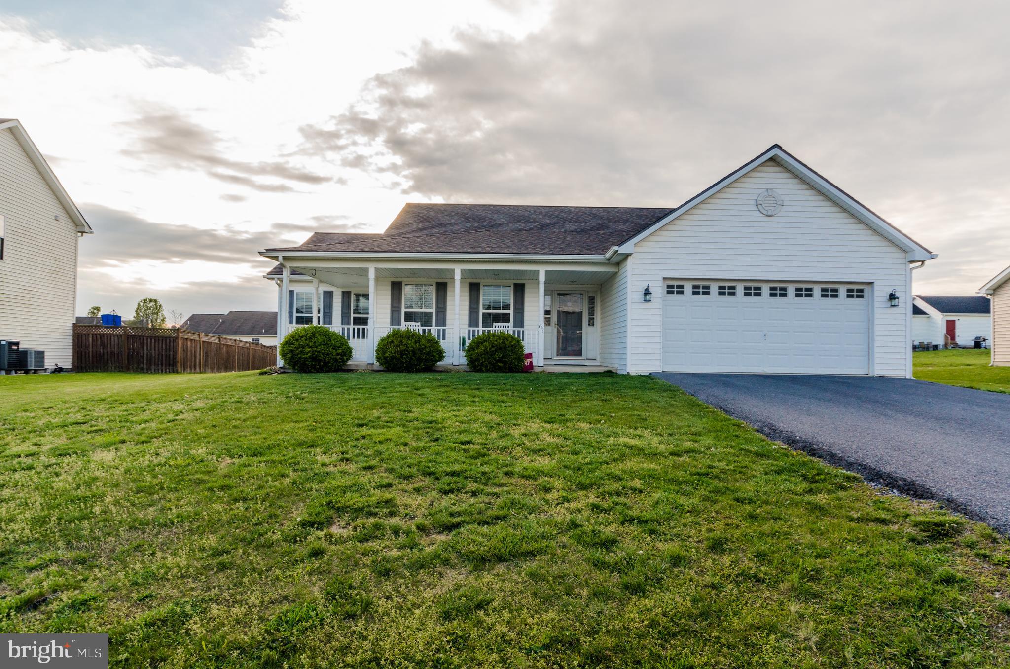 SPRING HILL - Residential