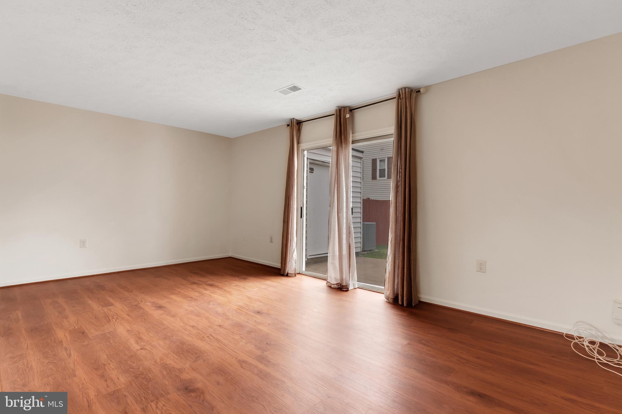 IRONGATE - Residential Lease