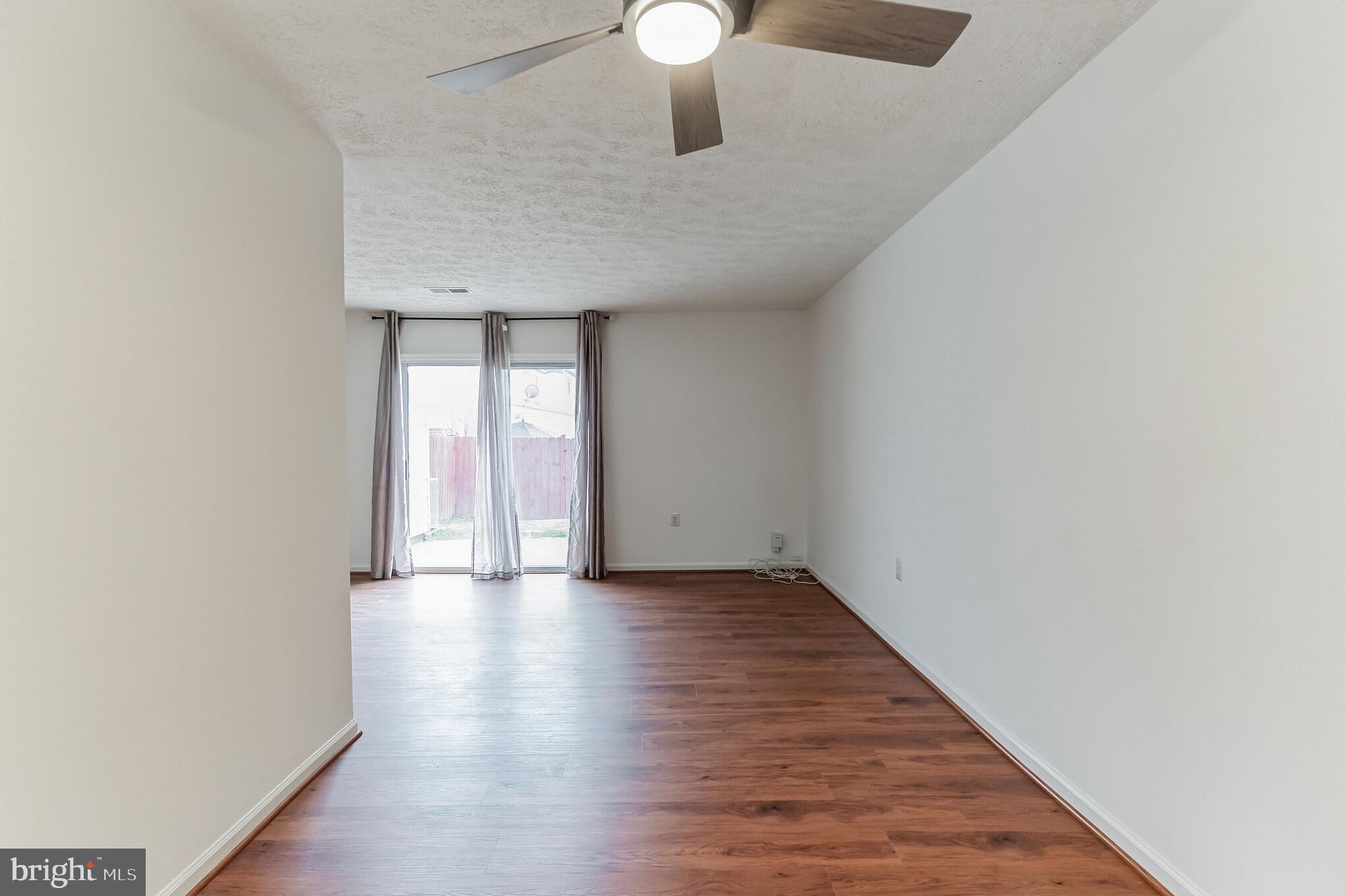 IRONGATE - Residential Lease