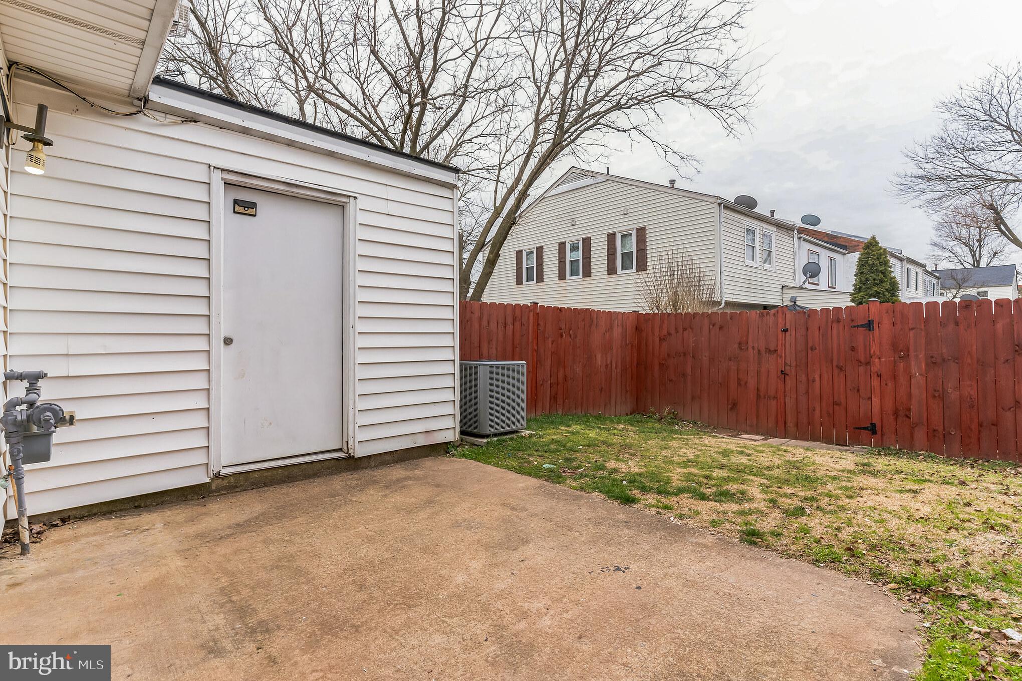 IRONGATE - Residential Lease