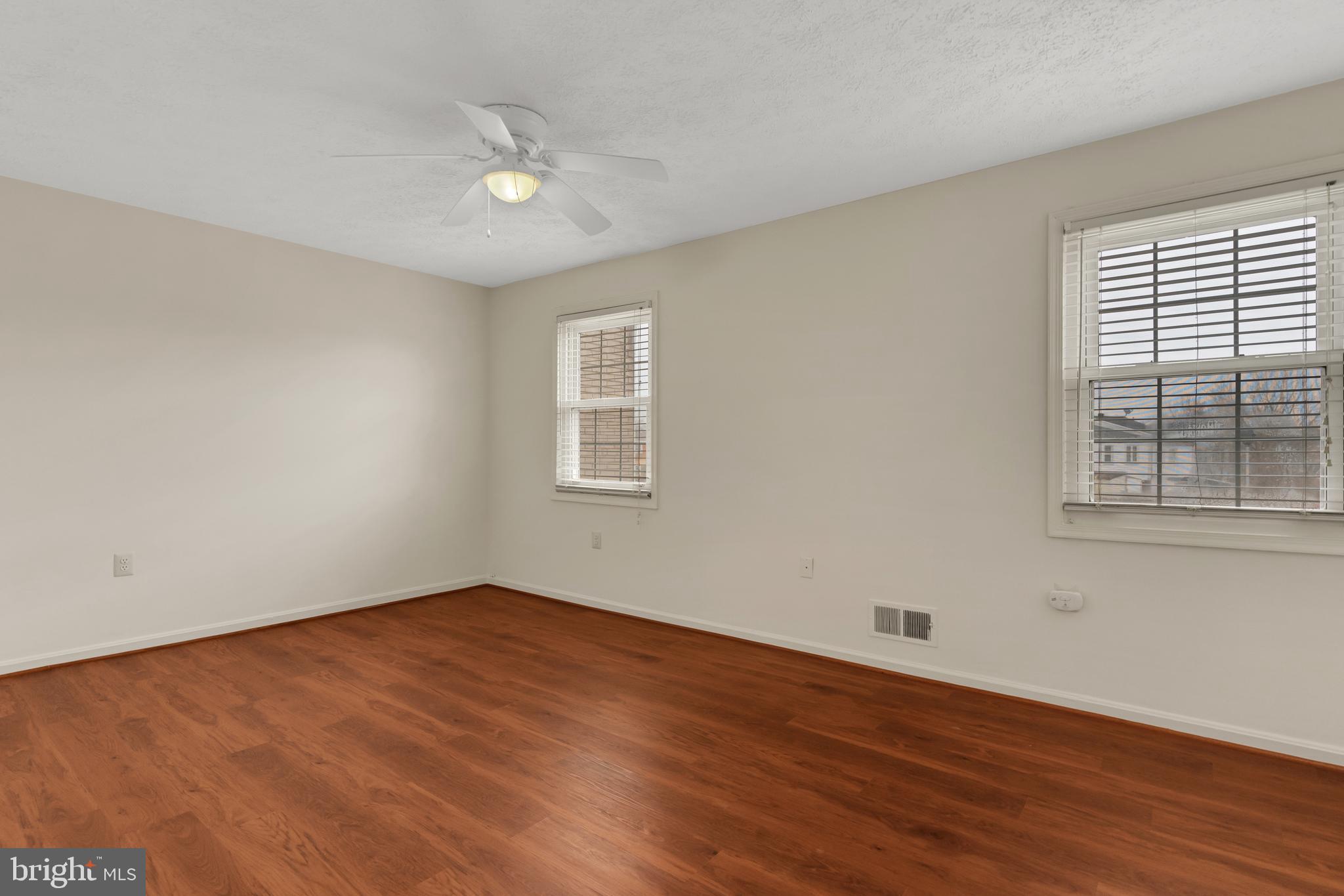 IRONGATE - Residential Lease