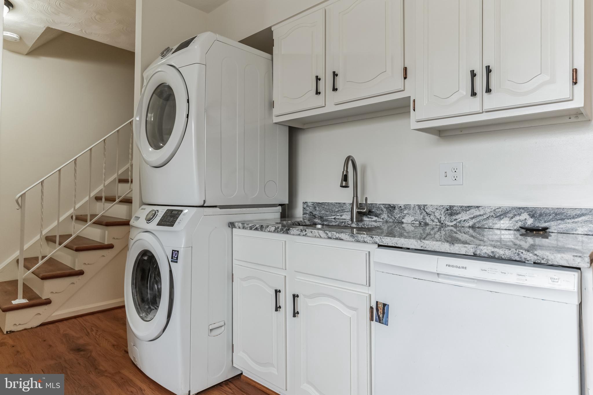 IRONGATE - Residential Lease