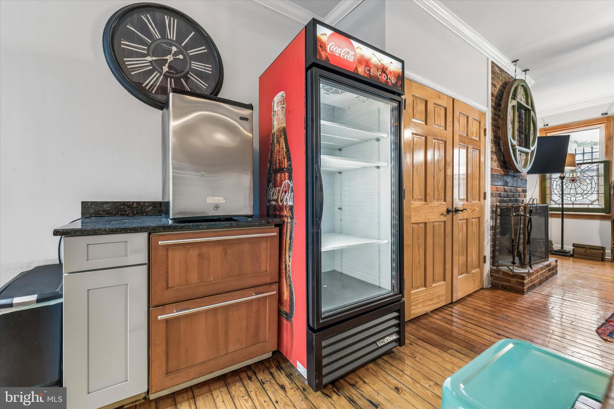 WASHINGTON SQ WEST - Residential Income