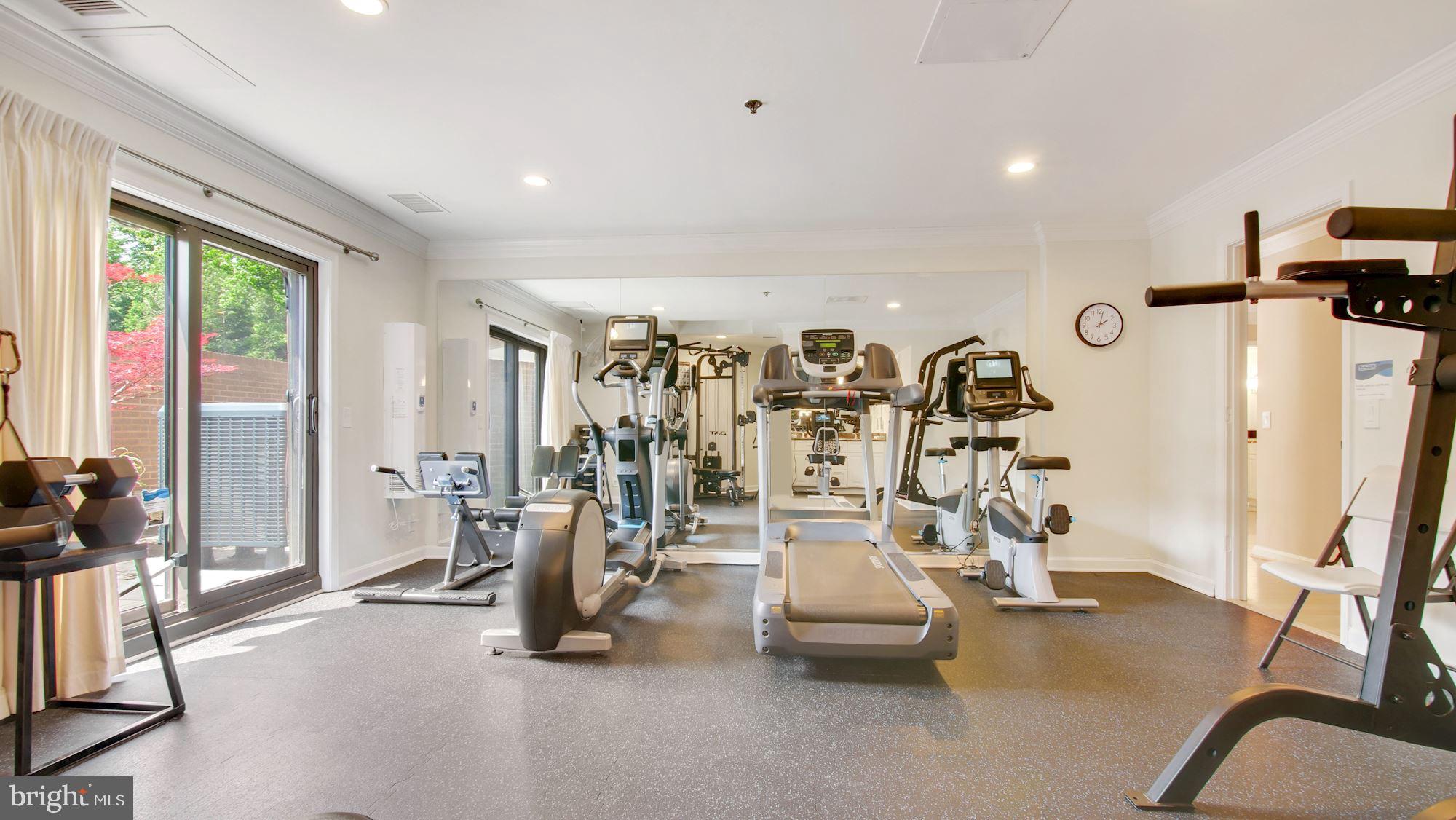 ROSSLYN - Residential