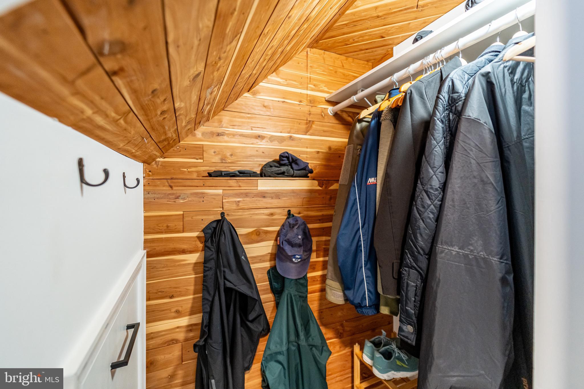 ROSSLYN - Residential